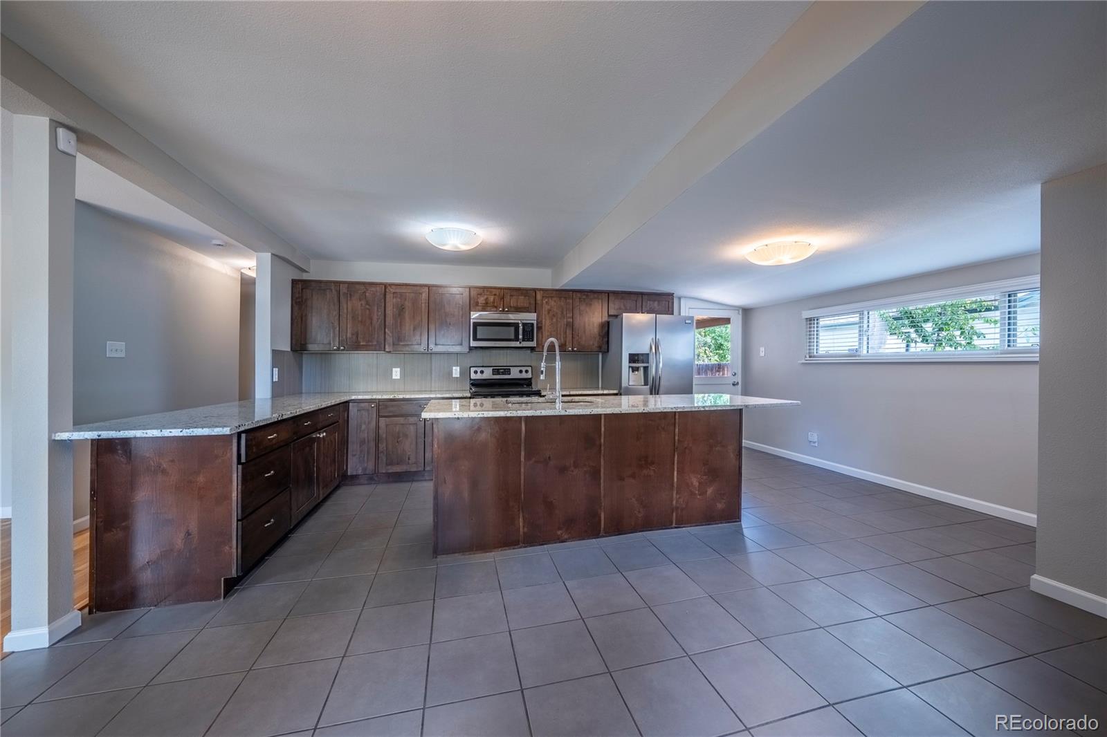 MLS Image #5 for 4845 e arizona avenue,denver, Colorado