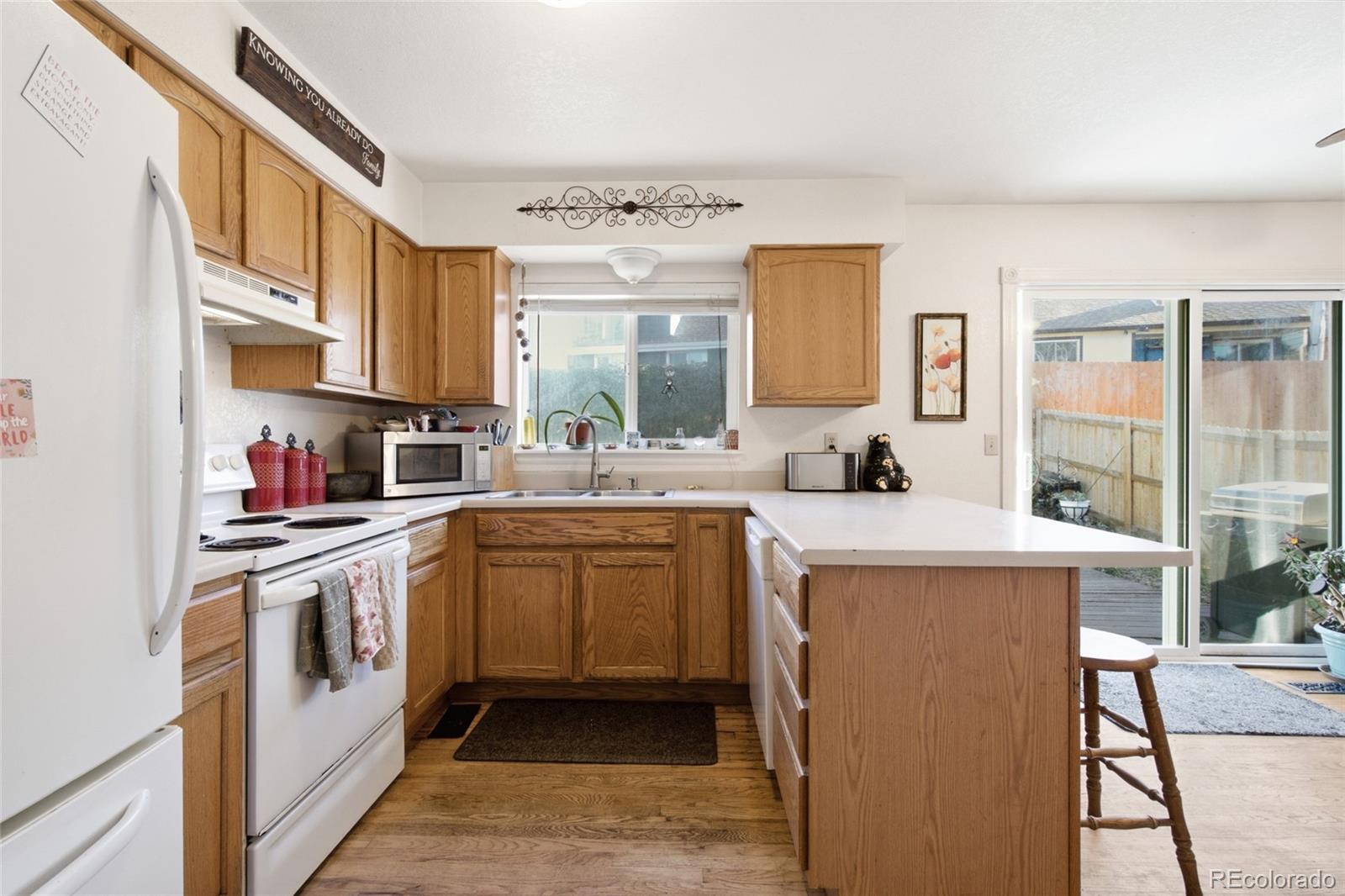 MLS Image #3 for 4120 s laredo way,aurora, Colorado