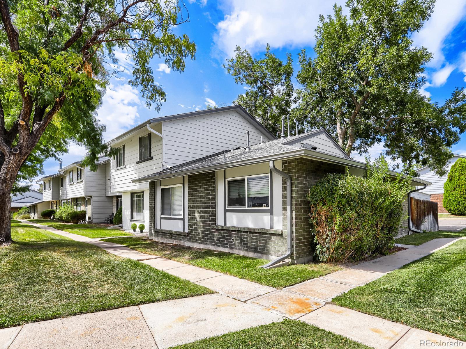 MLS Image #2 for 12646 e kansas place,aurora, Colorado