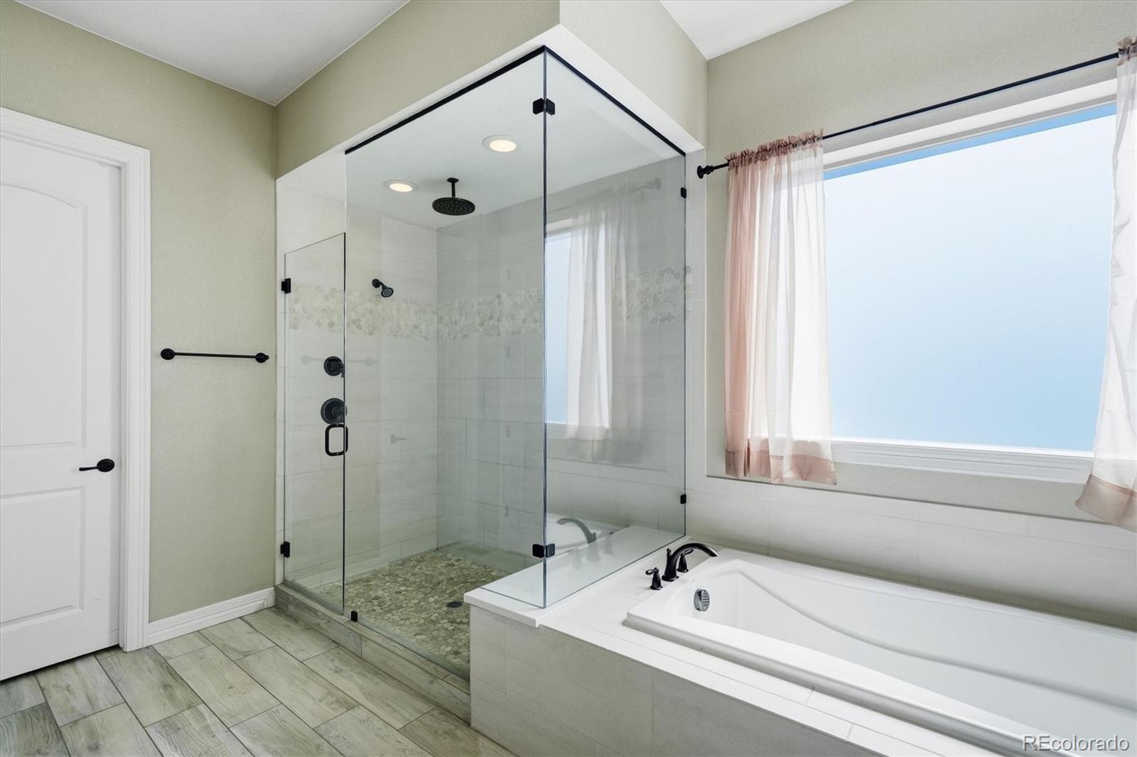 MLS Image #19 for 8641 s de gaulle court,aurora, Colorado