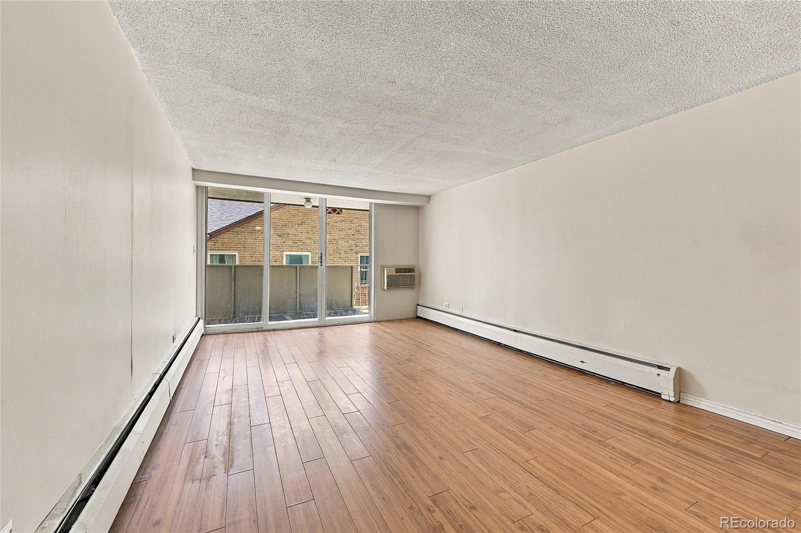 MLS Image #12 for 799  dahlia street,denver, Colorado