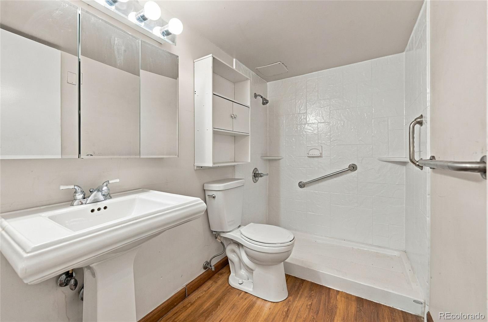 MLS Image #15 for 799  dahlia street,denver, Colorado