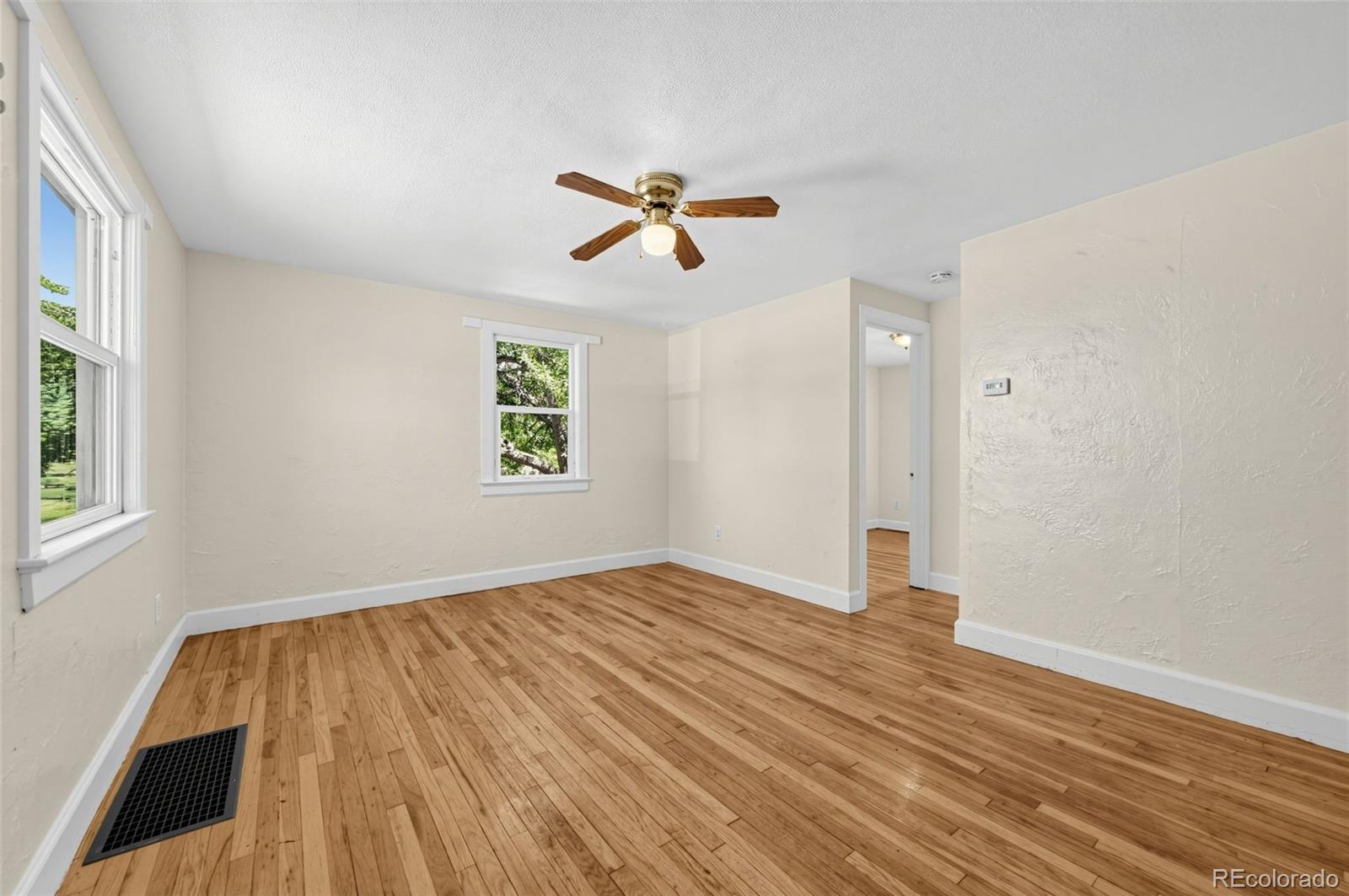 MLS Image #8 for 618  16th street ,greeley, Colorado