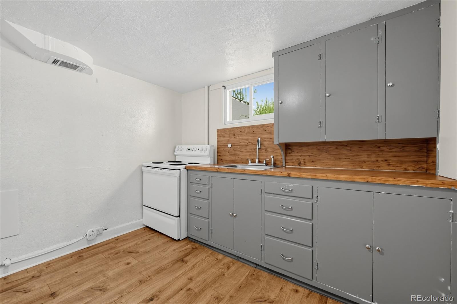 MLS Image #9 for 618  16th street ,greeley, Colorado