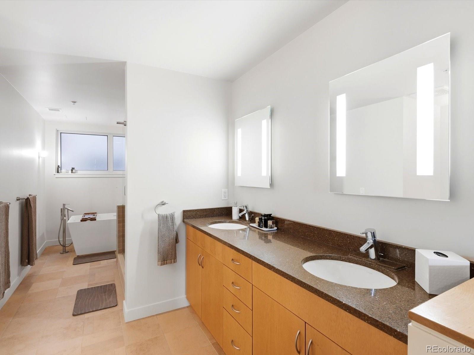 MLS Image #11 for 2229  blake street 301,denver, Colorado