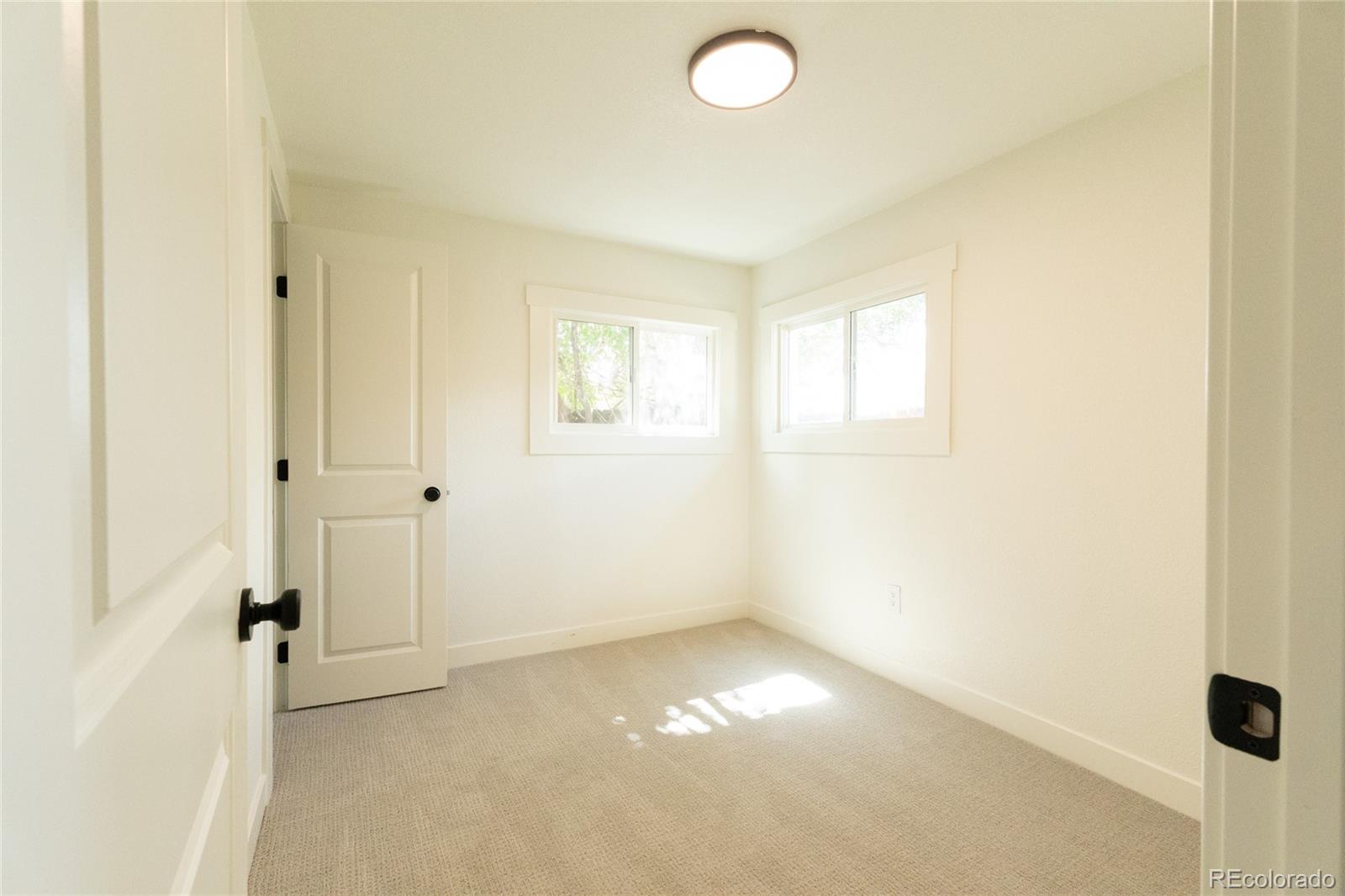 MLS Image #11 for 1073 s raleigh street,denver, Colorado