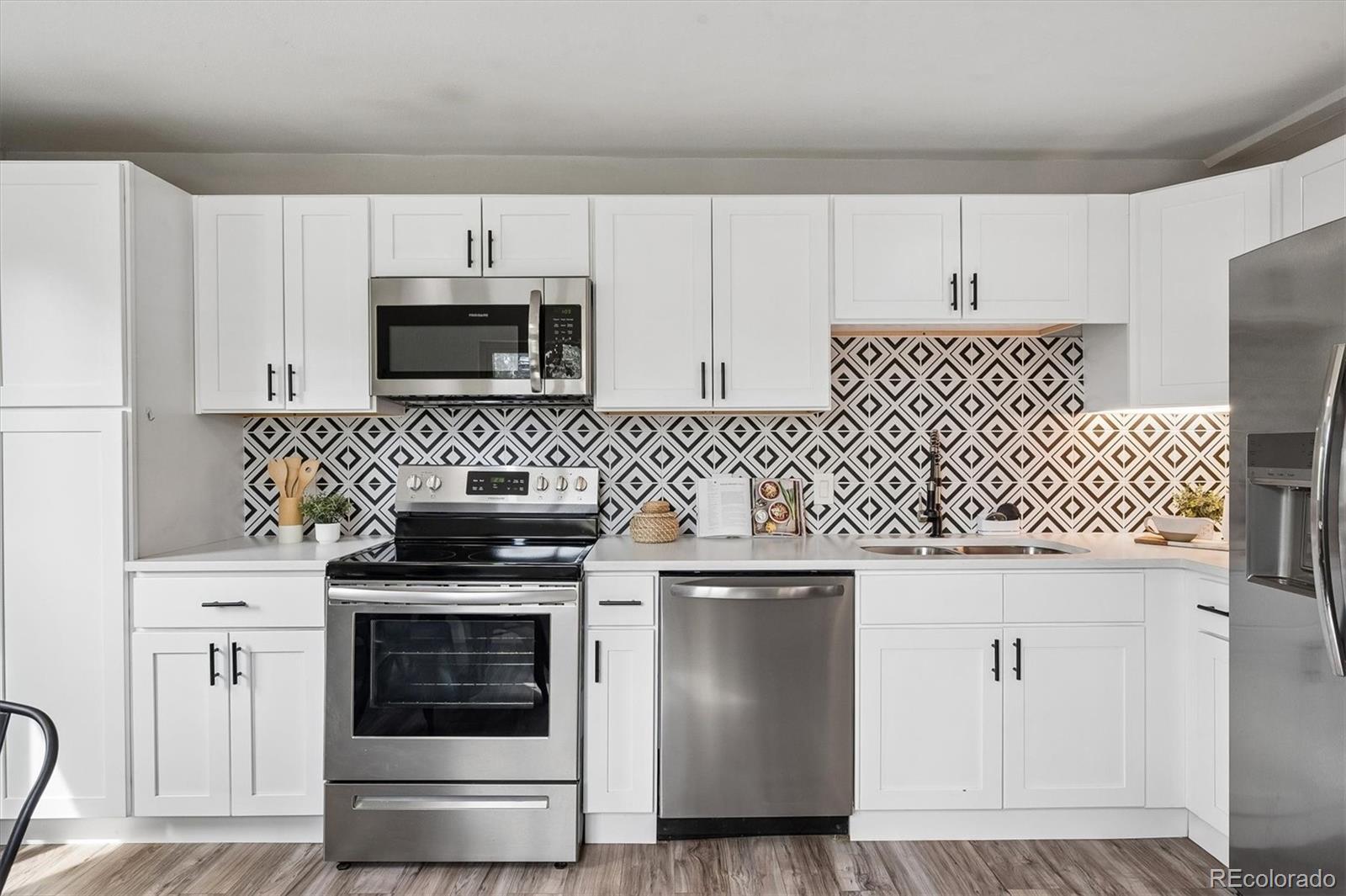MLS Image #18 for 1917  kingston street,aurora, Colorado