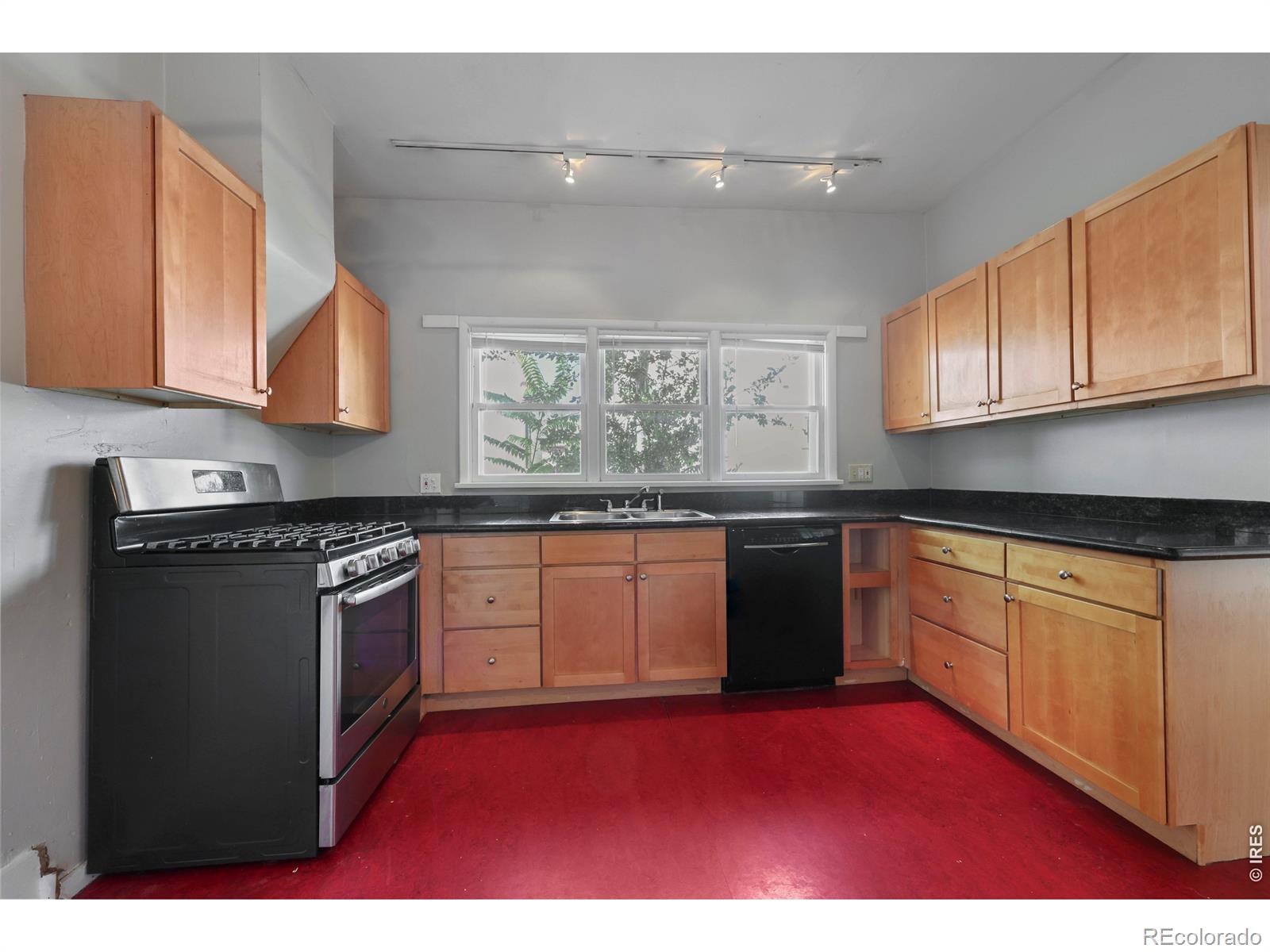 MLS Image #10 for 2212  pine street,boulder, Colorado