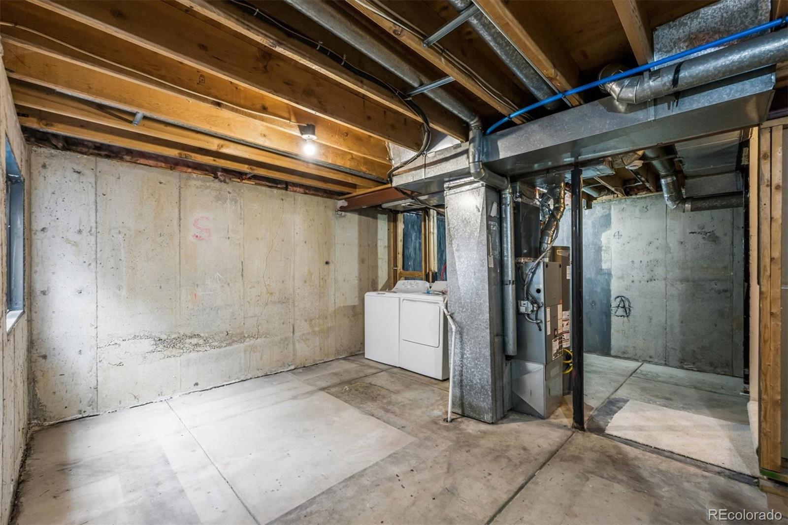 MLS Image #15 for 1990 s helena street a,aurora, Colorado