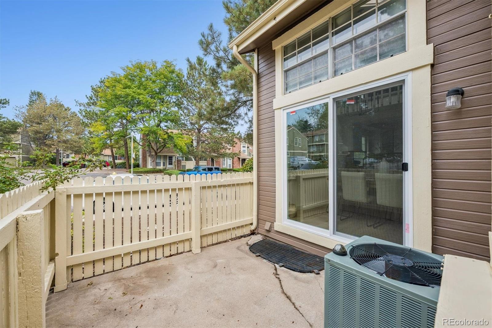 MLS Image #16 for 1990 s helena street a,aurora, Colorado