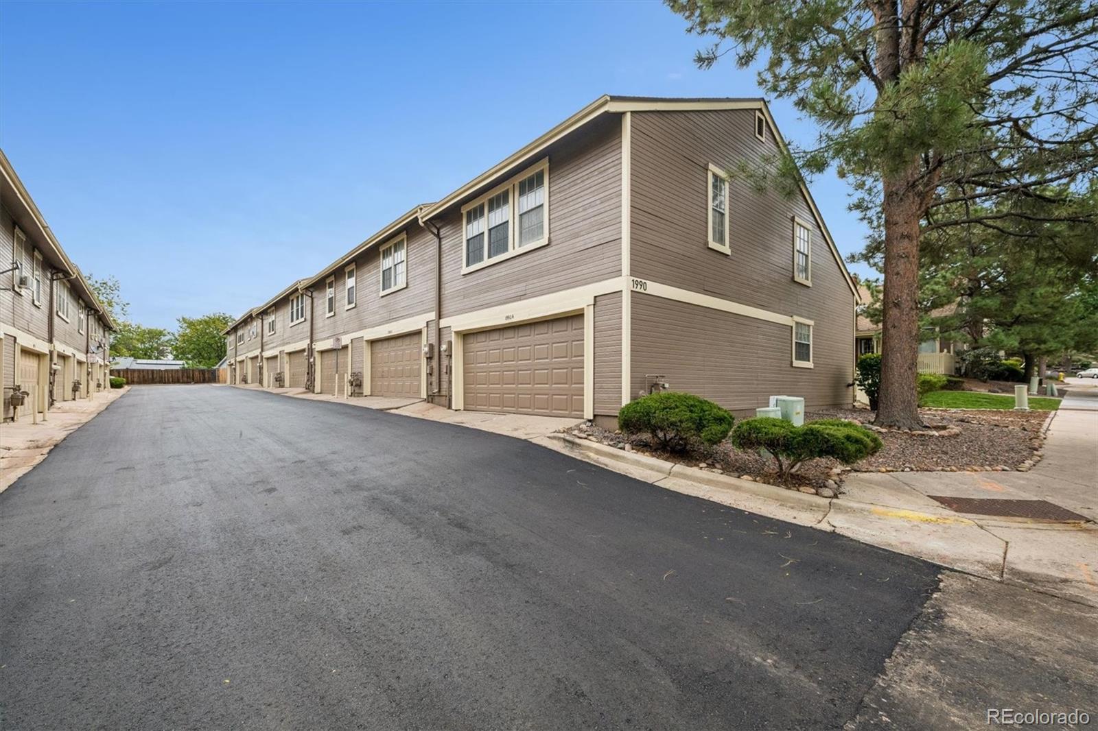 MLS Image #17 for 1990 s helena street a,aurora, Colorado
