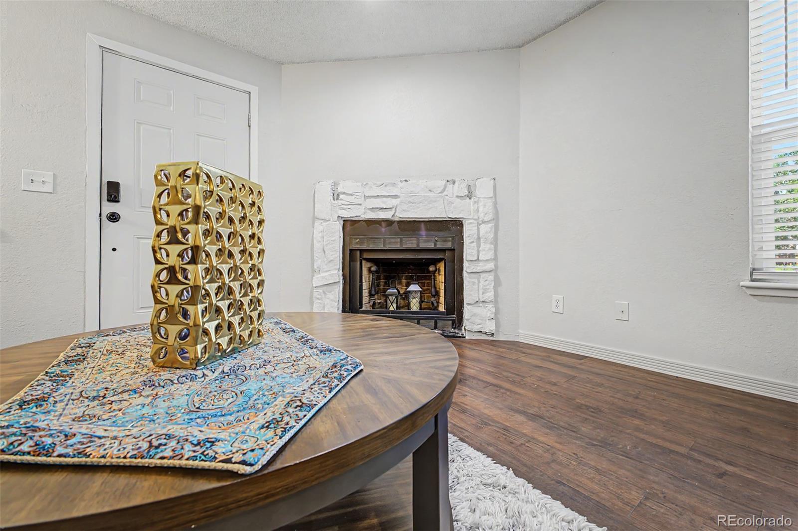 MLS Image #12 for 909 s dawson way,aurora, Colorado