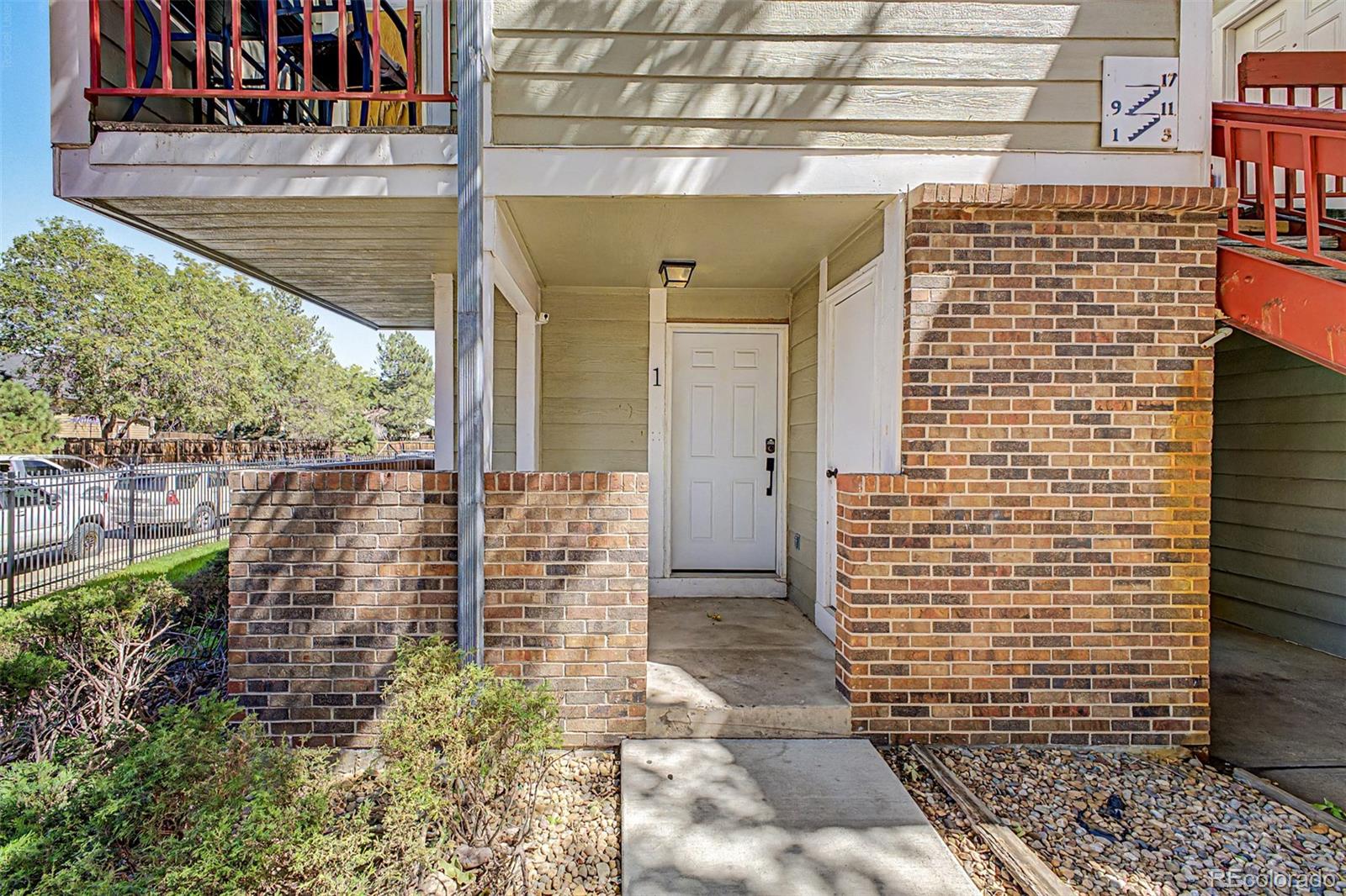 MLS Image #5 for 909 s dawson way,aurora, Colorado