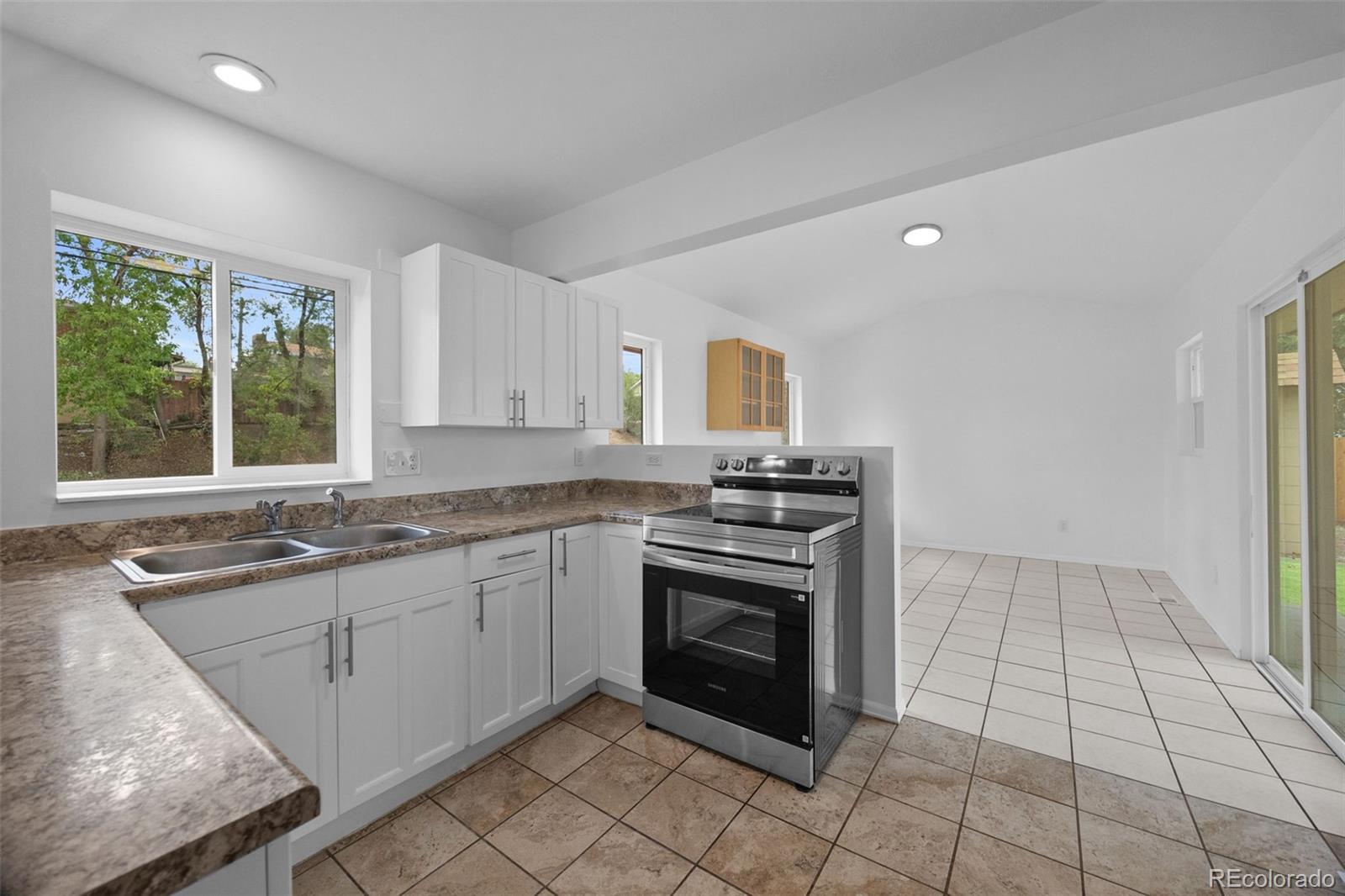 MLS Image #12 for 3101 w cedar avenue,denver, Colorado