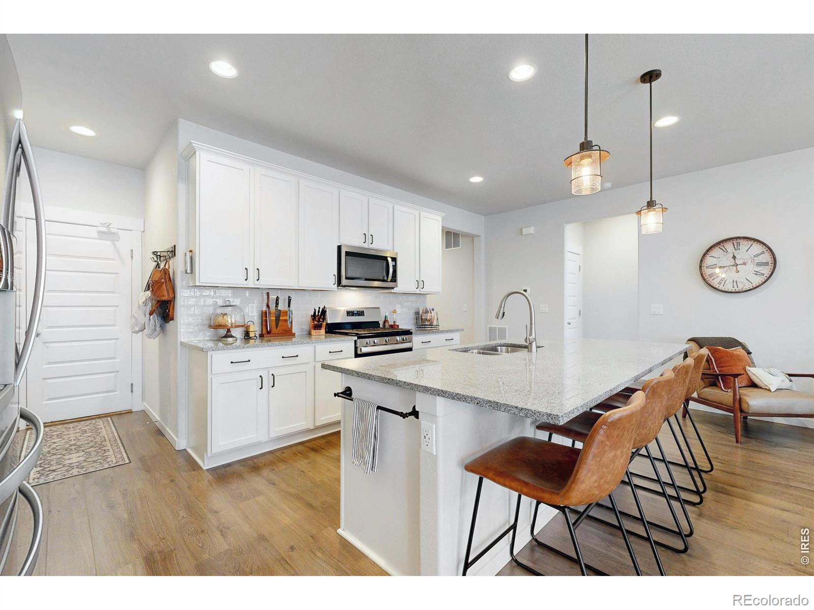 MLS Image #14 for 360  capitol reef street,berthoud, Colorado