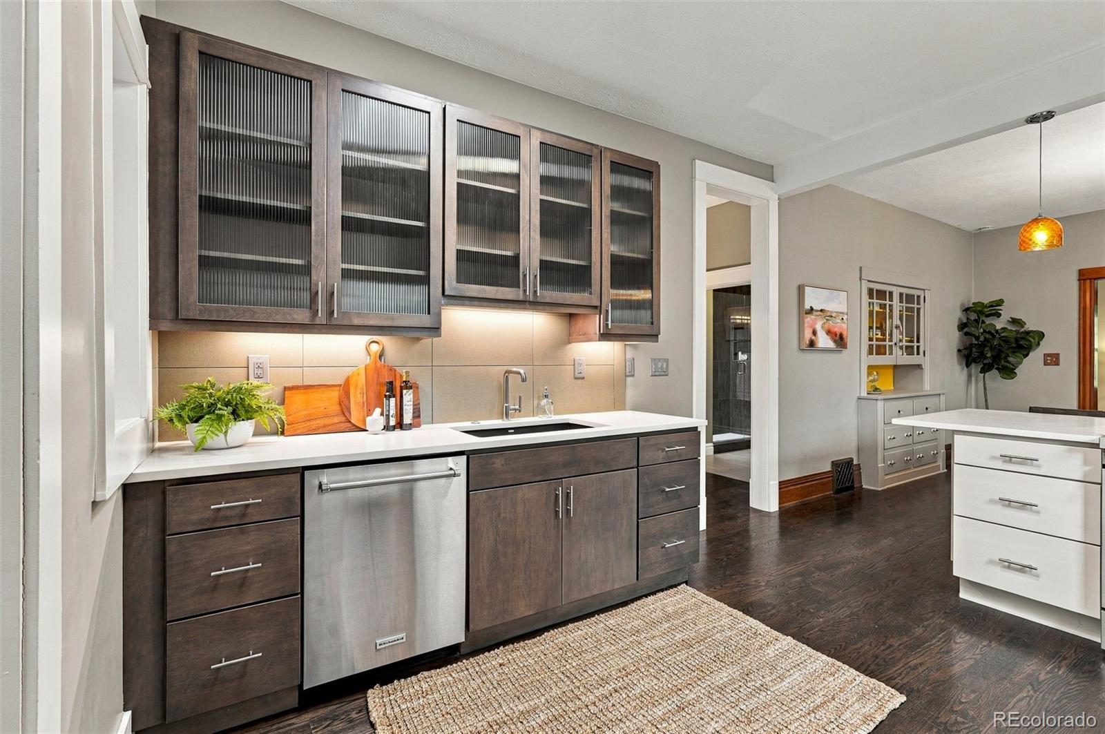MLS Image #12 for 1846  race street,denver, Colorado