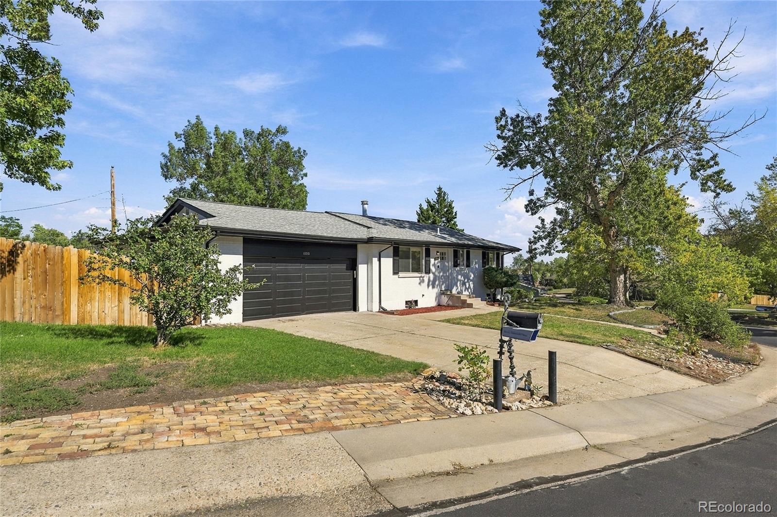 MLS Image #1 for 11213 w briarwood drive,lakewood, Colorado