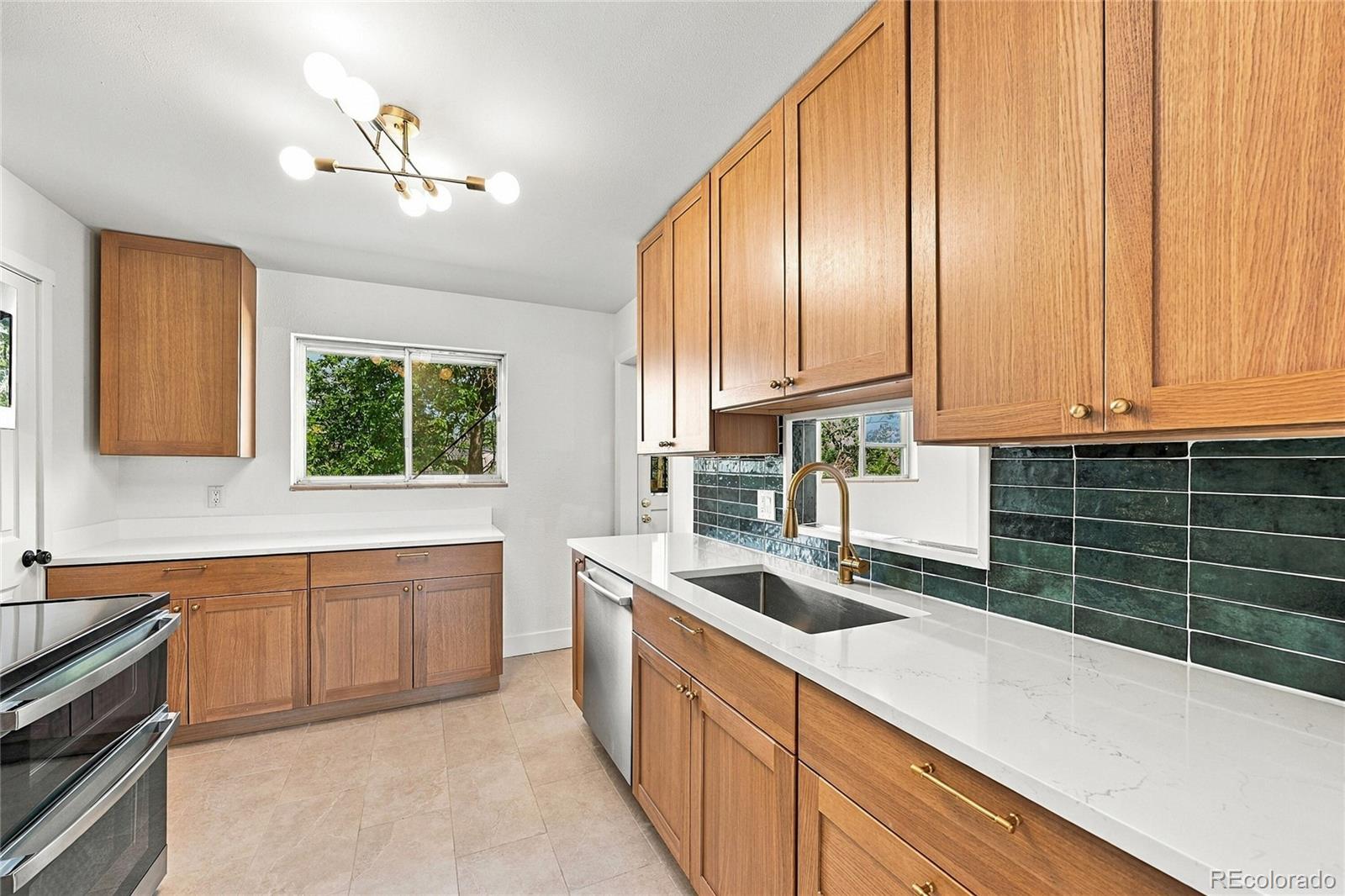 MLS Image #15 for 11213 w briarwood drive,lakewood, Colorado
