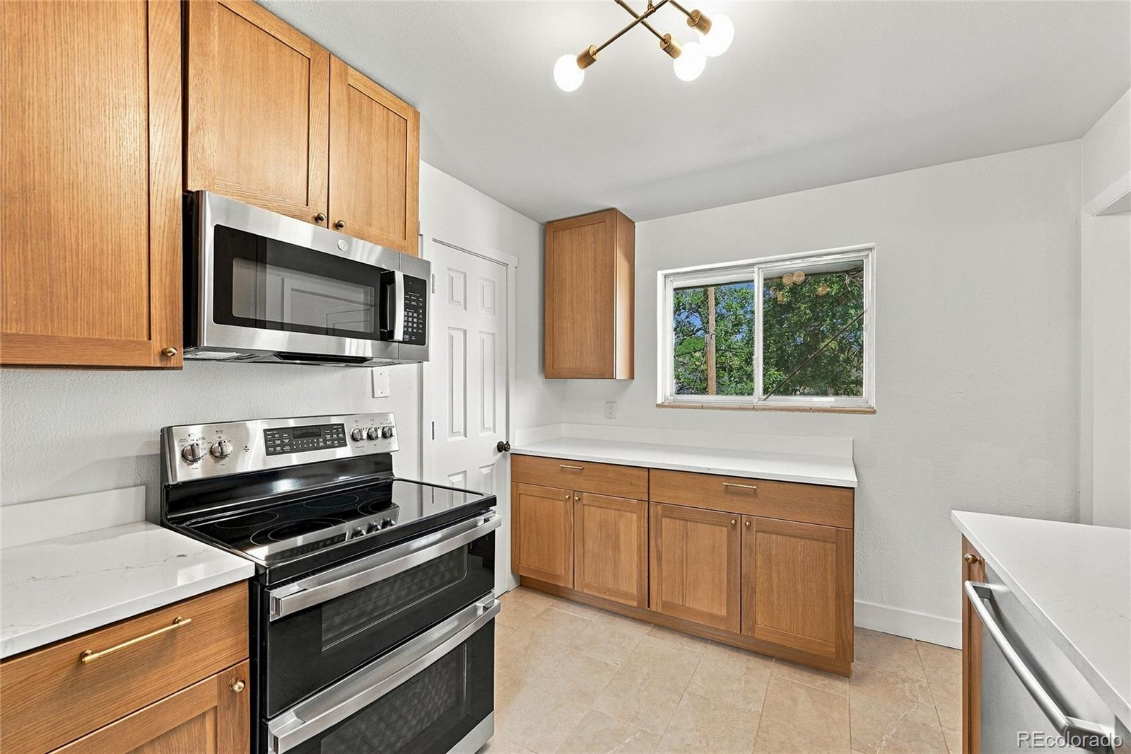 MLS Image #19 for 11213 w briarwood drive,lakewood, Colorado
