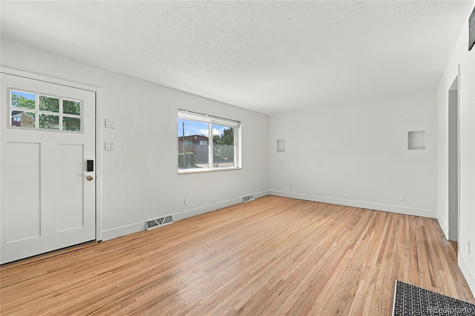 MLS Image #5 for 11213 w briarwood drive,lakewood, Colorado