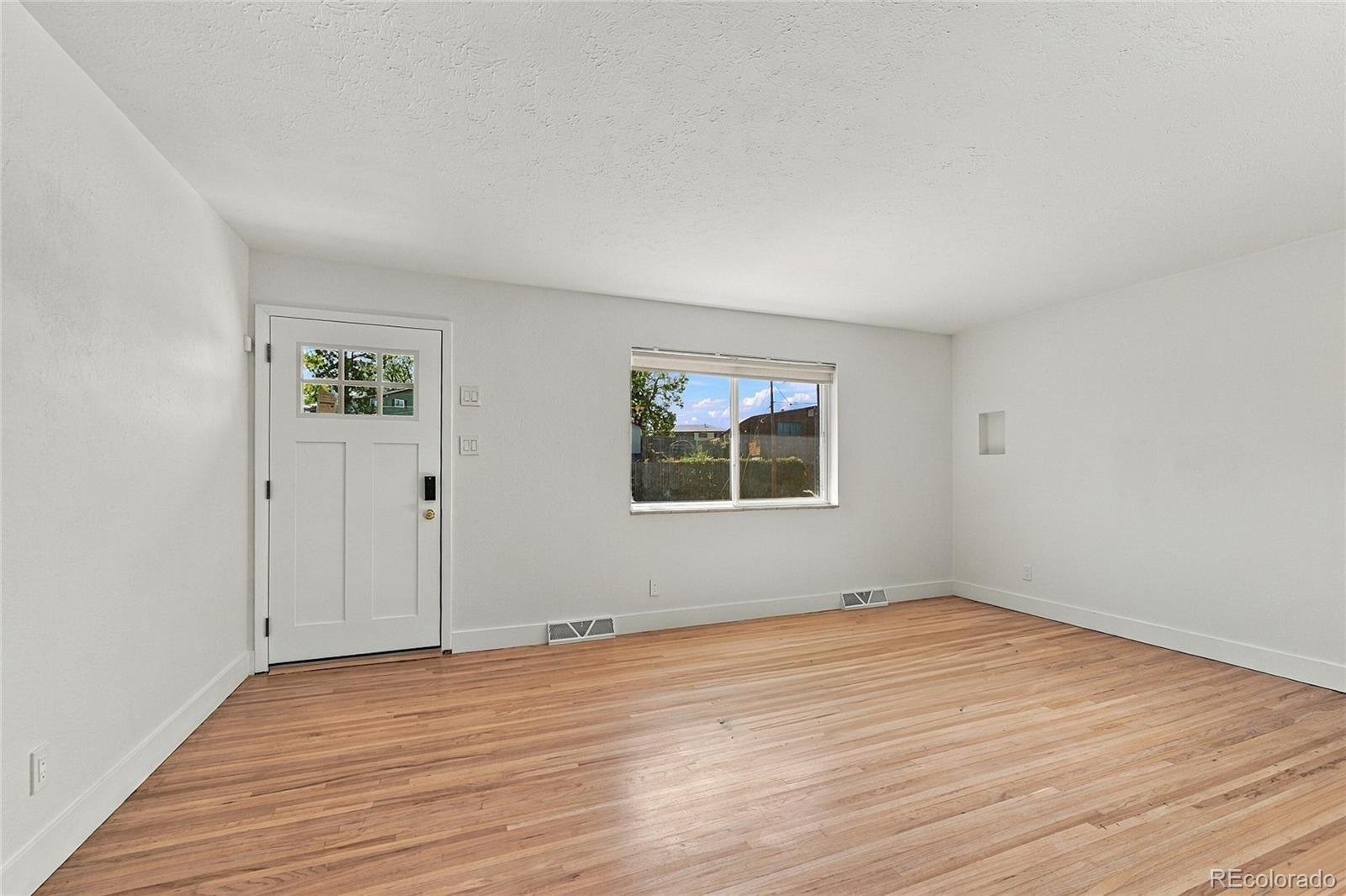 MLS Image #6 for 11213 w briarwood drive,lakewood, Colorado