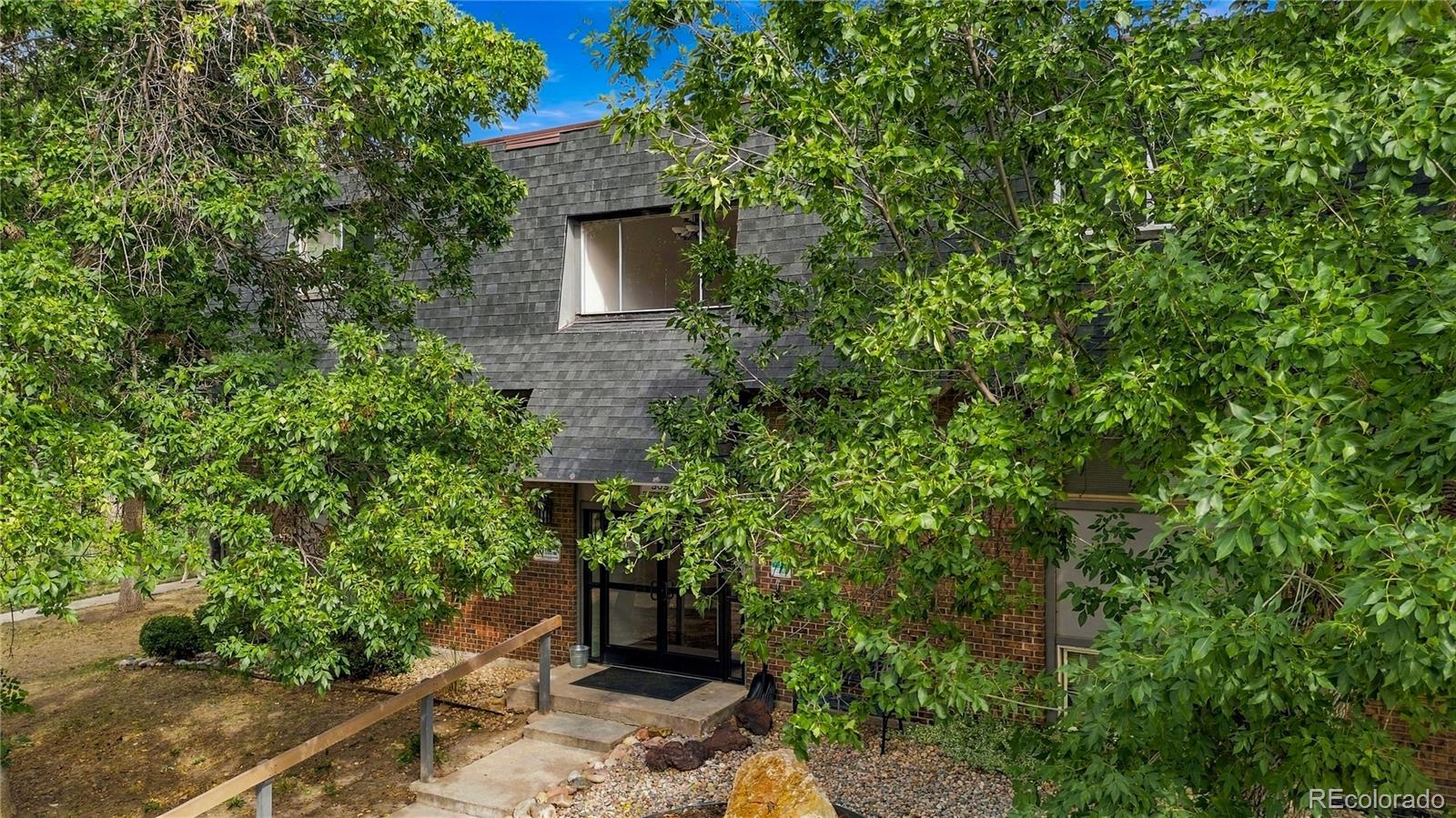 MLS Image #1 for 309 e highline circle,centennial, Colorado