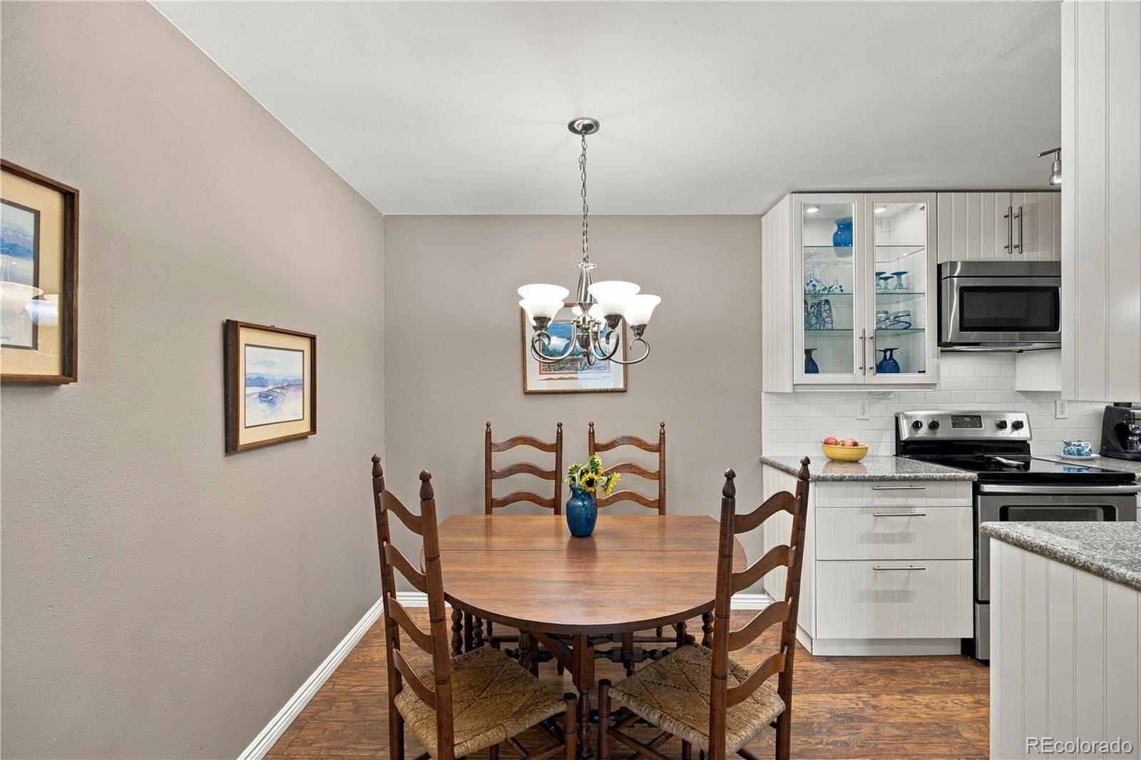 MLS Image #17 for 309 e highline circle,centennial, Colorado