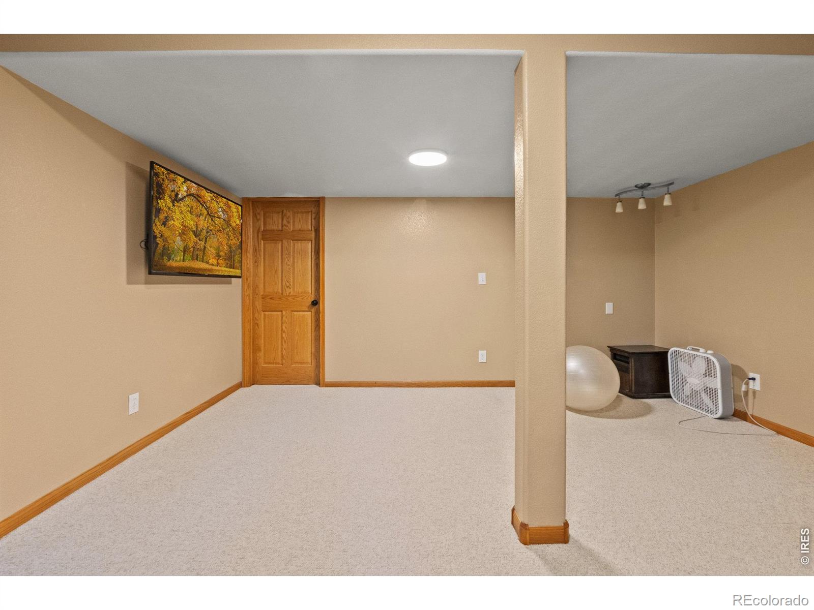 MLS Image #33 for 31043  county road 59 ,gill, Colorado