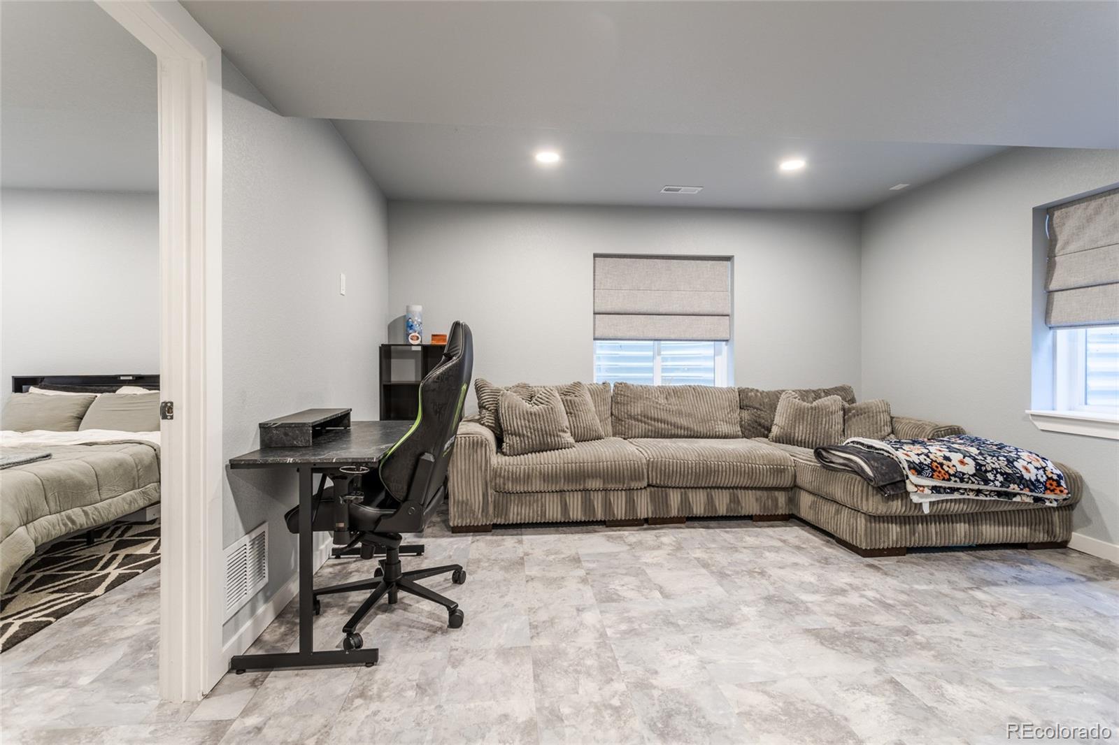 MLS Image #25 for 3893 s shawnee way,aurora, Colorado