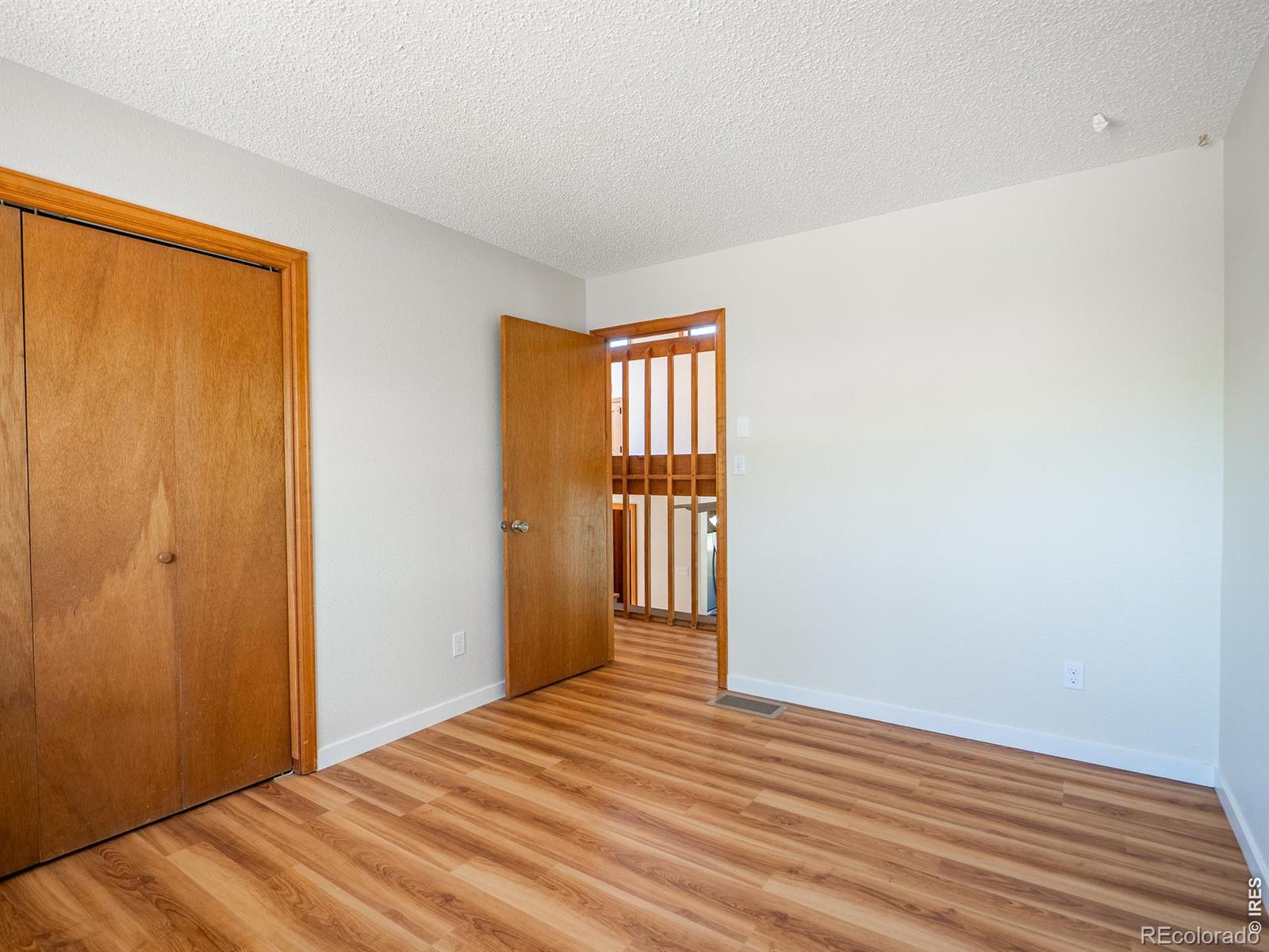 MLS Image #14 for 1425  montcalm drive,livermore, Colorado