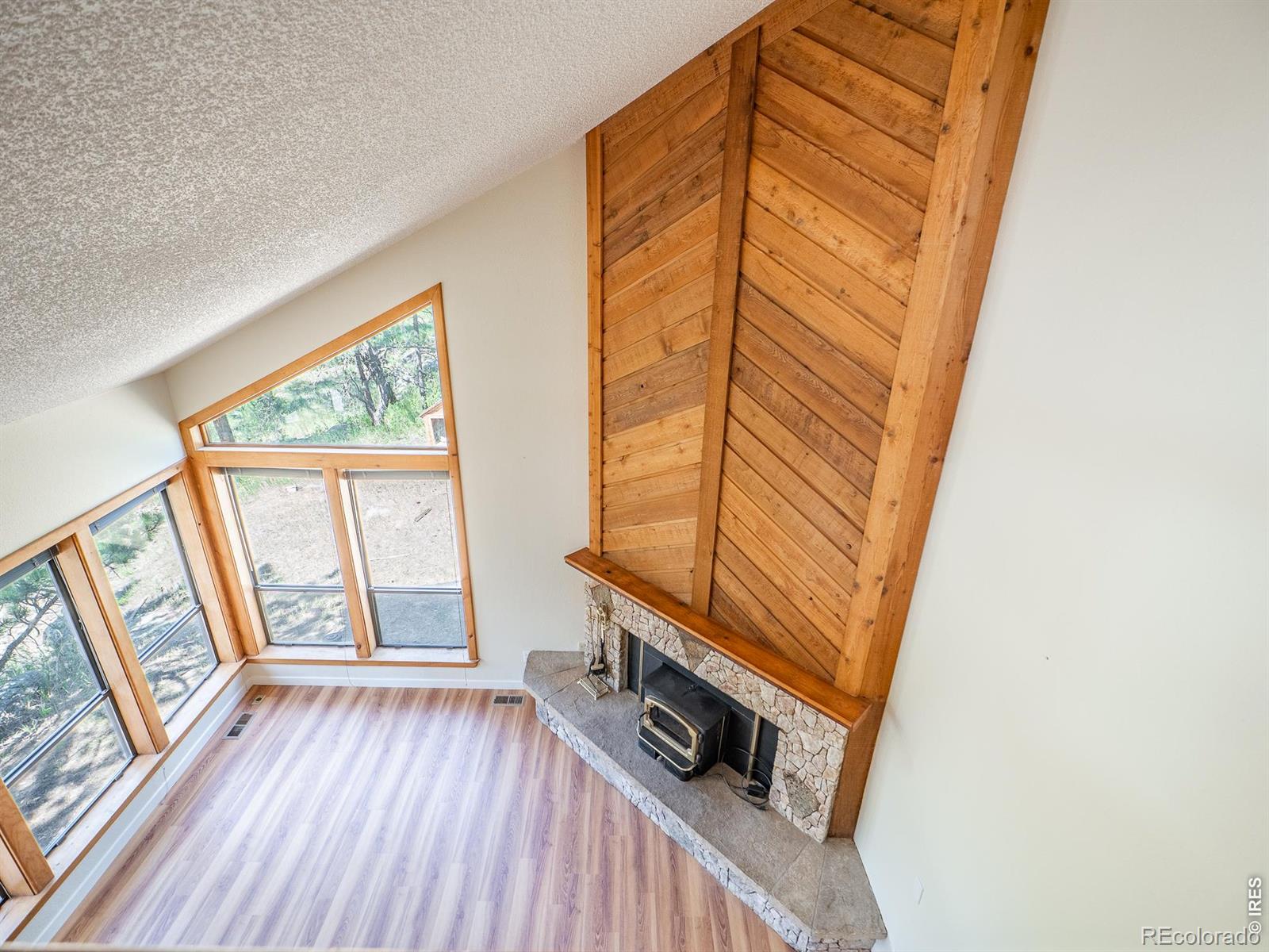 MLS Image #18 for 1425  montcalm drive,livermore, Colorado