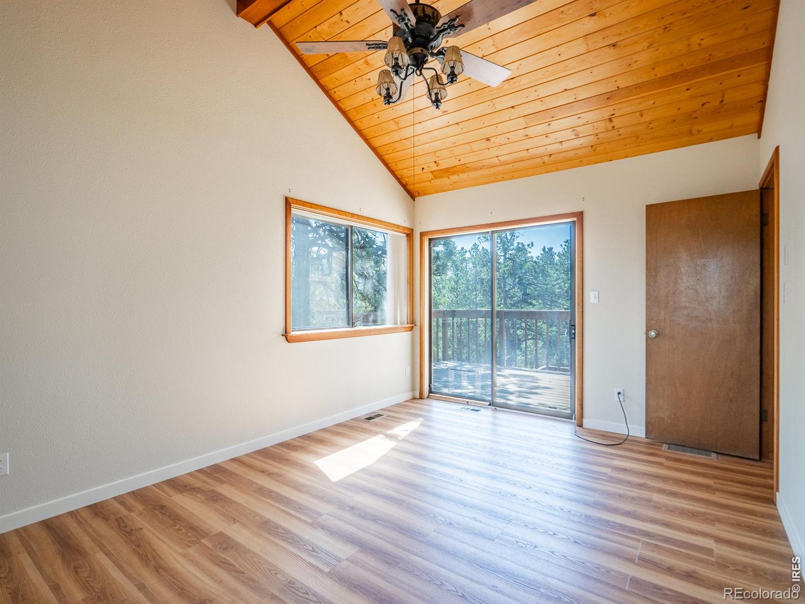MLS Image #6 for 1425  montcalm drive,livermore, Colorado