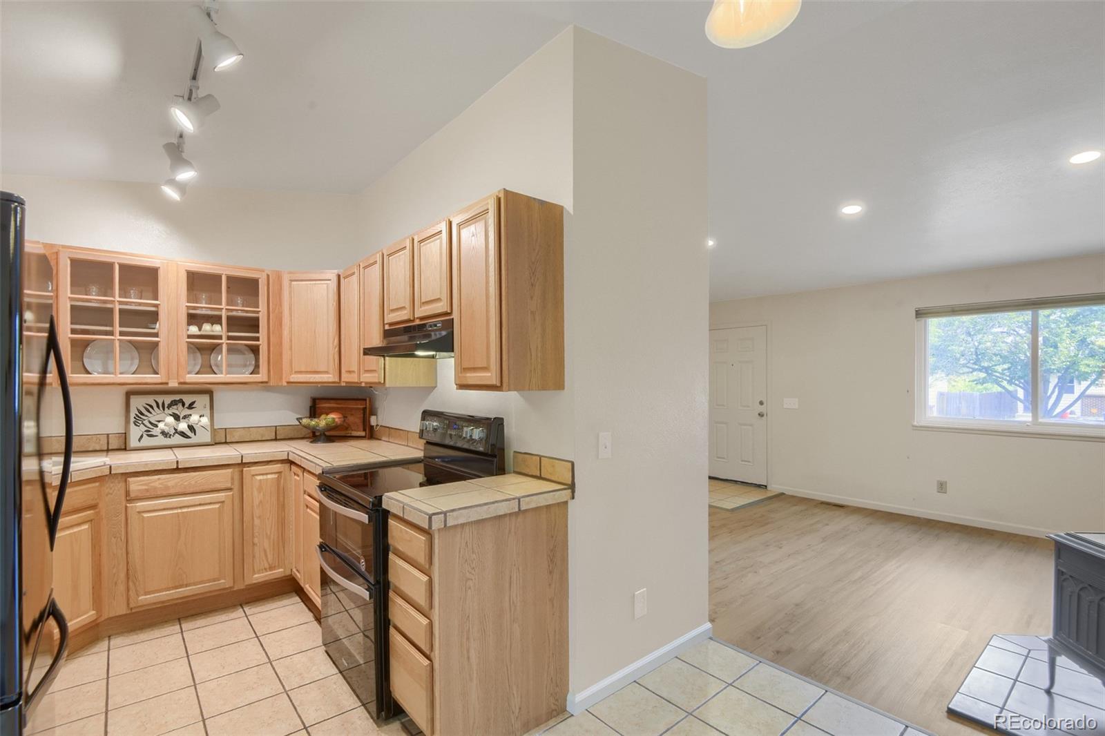 MLS Image #8 for 4851 s quintero circle,aurora, Colorado