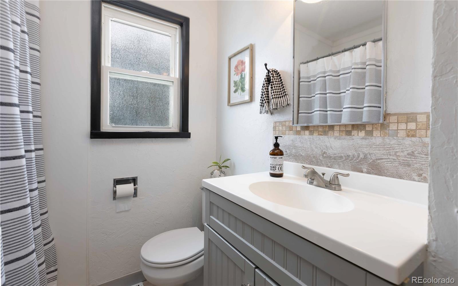 MLS Image #10 for 706  avondale boulevard,avondale, Colorado
