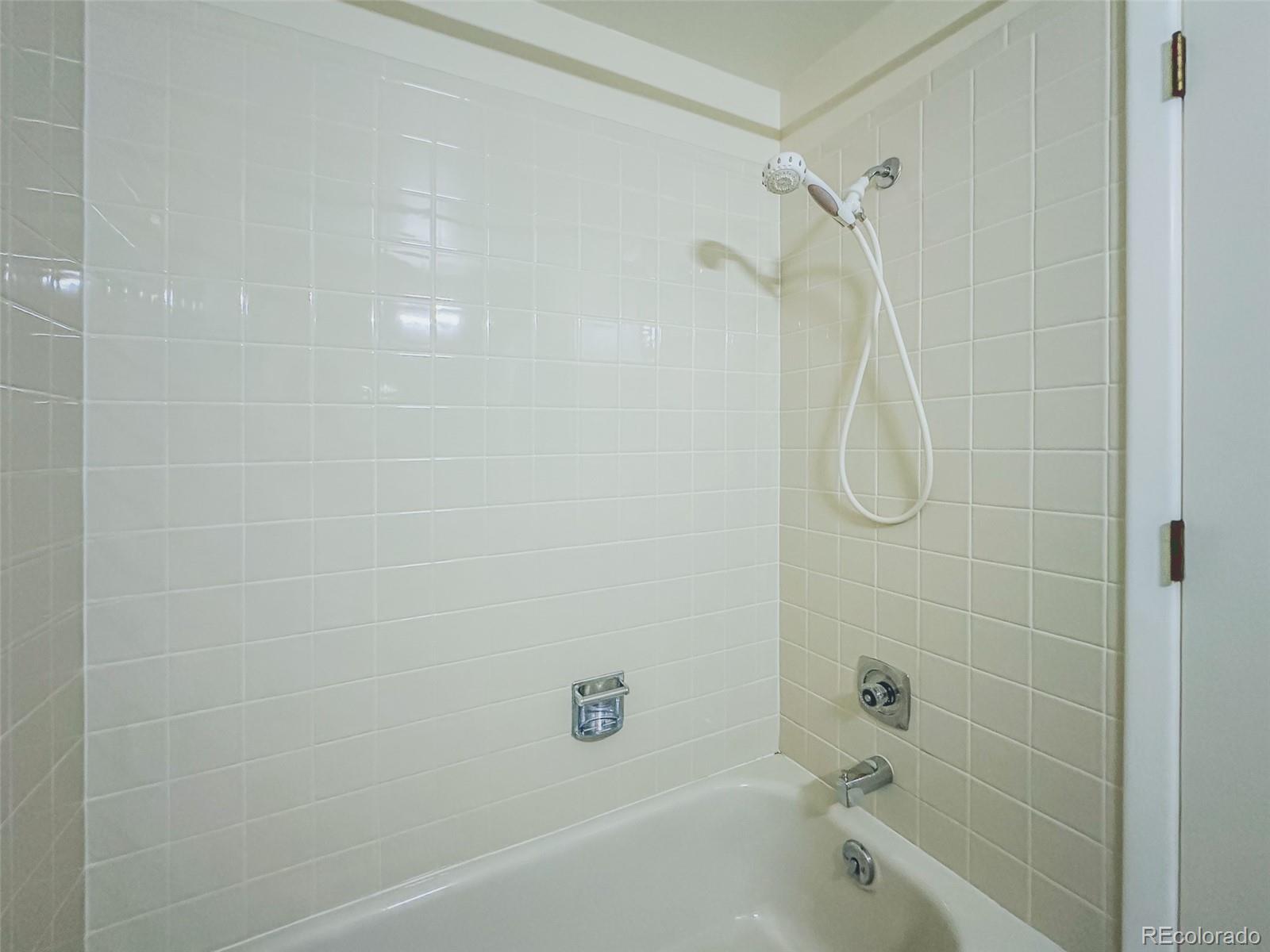 MLS Image #21 for 14189 e radcliff circle,aurora, Colorado