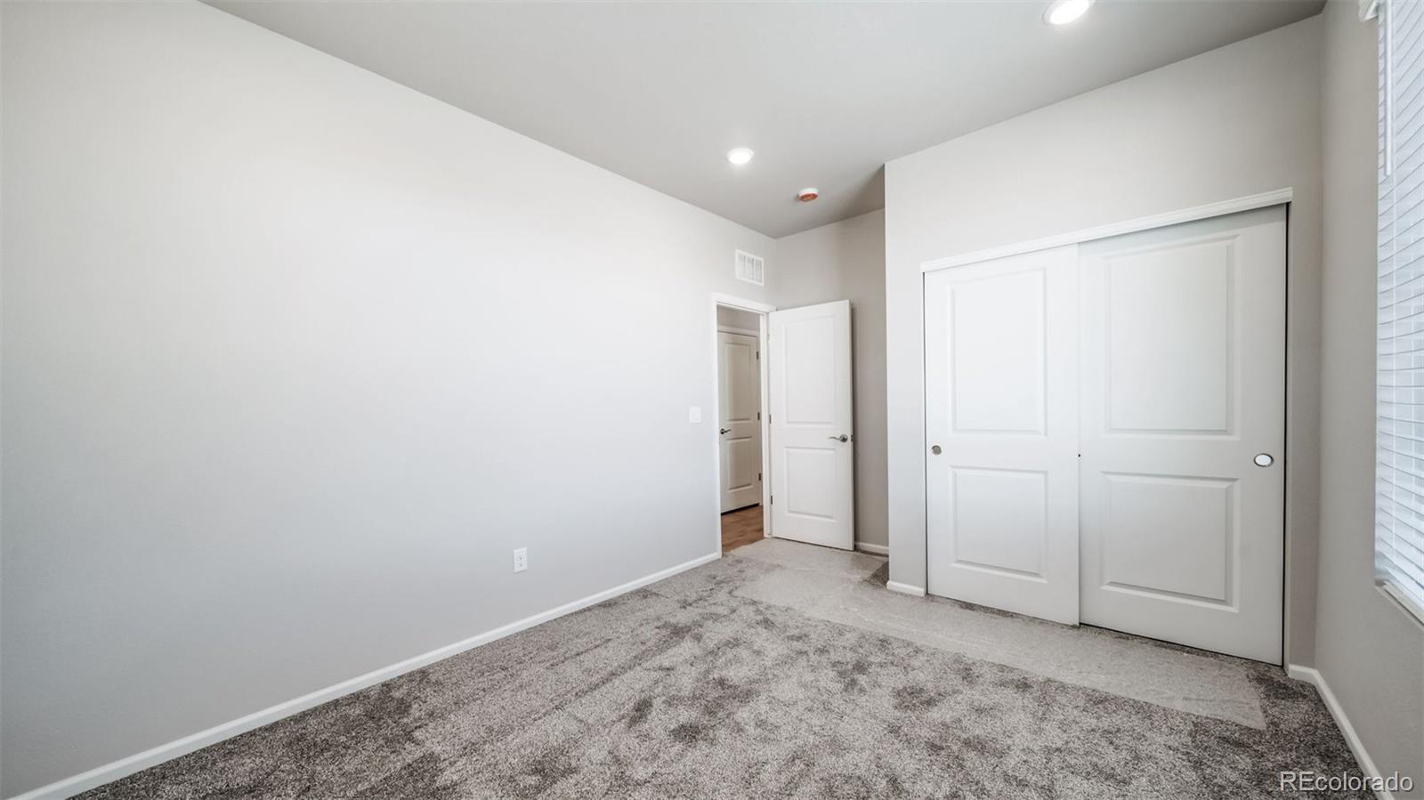 MLS Image #11 for 4982 n tempe street,aurora, Colorado
