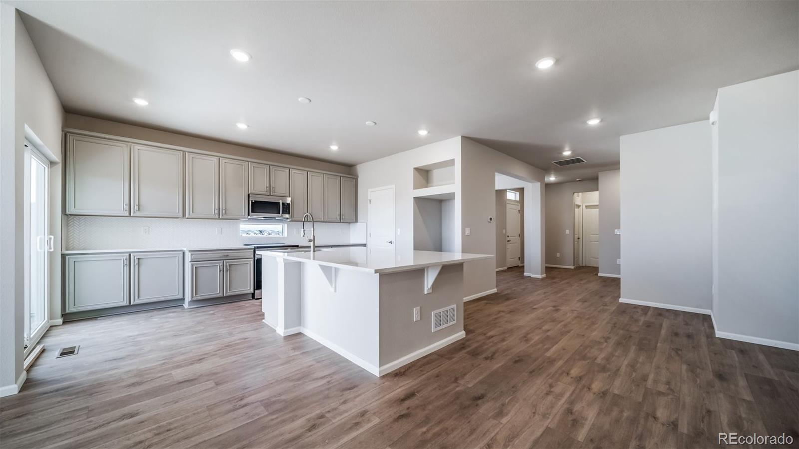 MLS Image #19 for 4982 n tempe street,aurora, Colorado