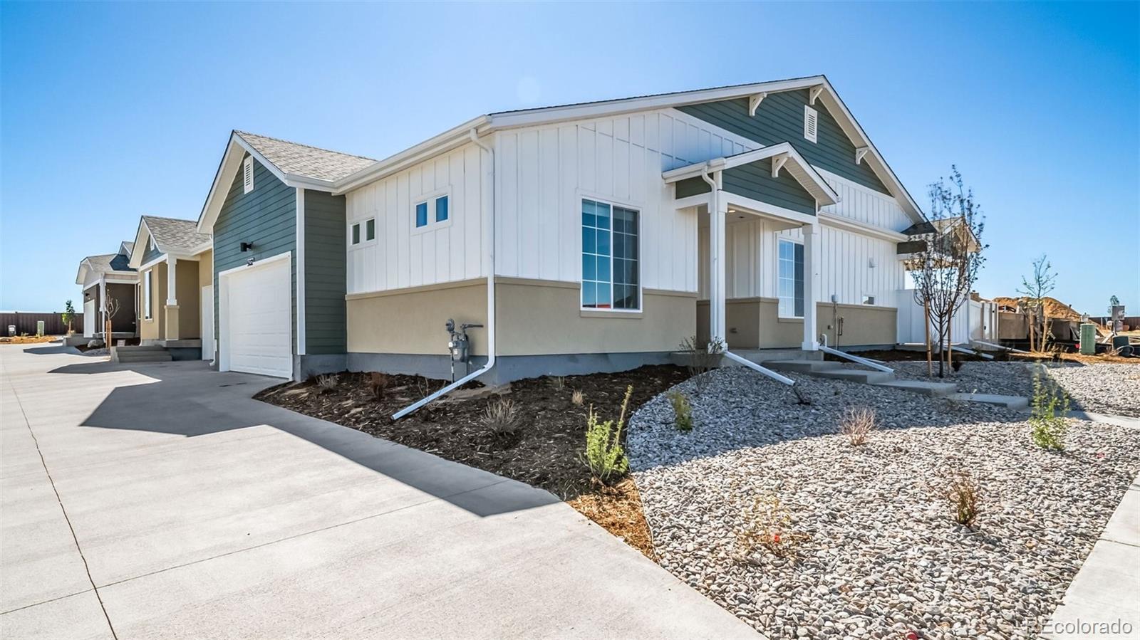 MLS Image #2 for 4982 n tempe street,aurora, Colorado