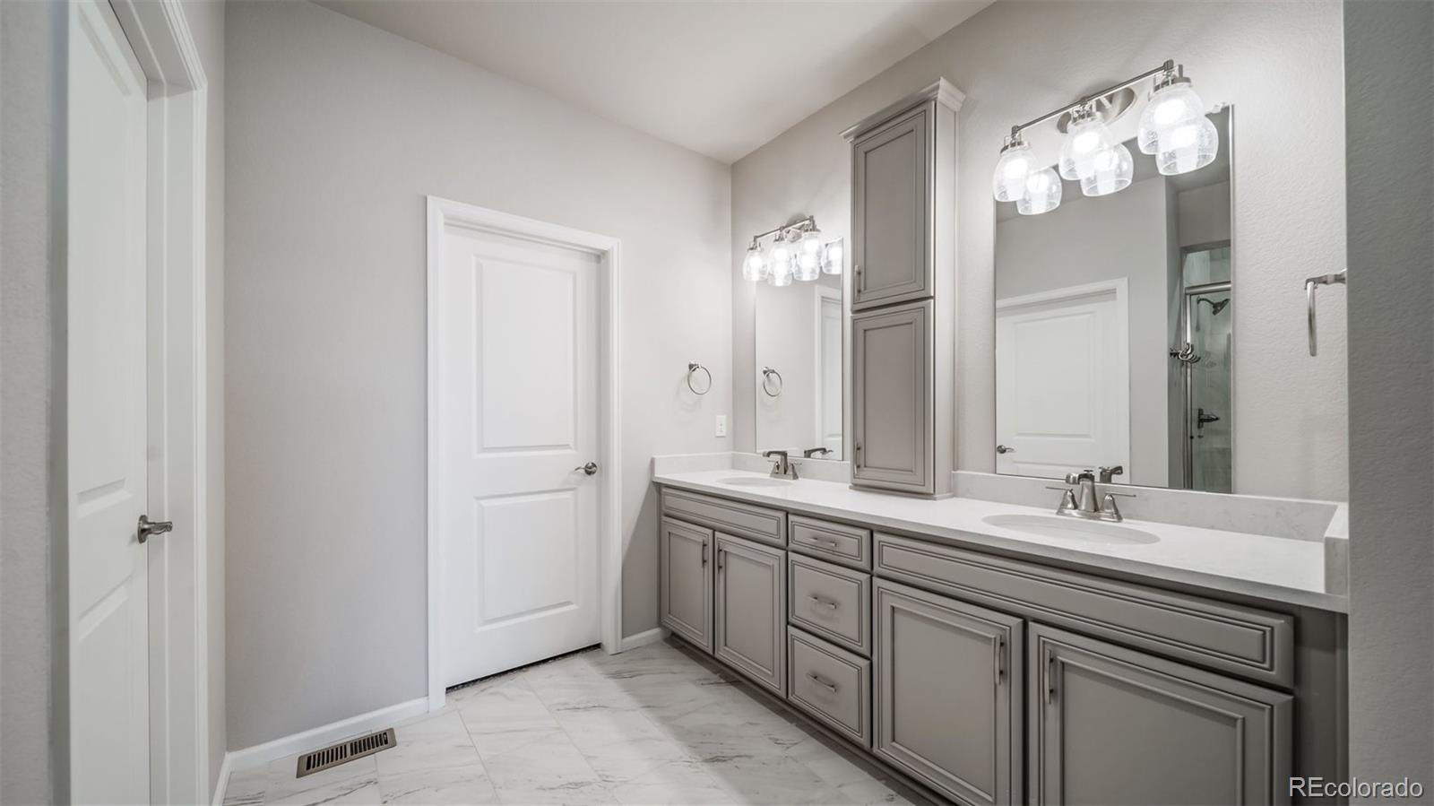 MLS Image #27 for 4982 n tempe street,aurora, Colorado