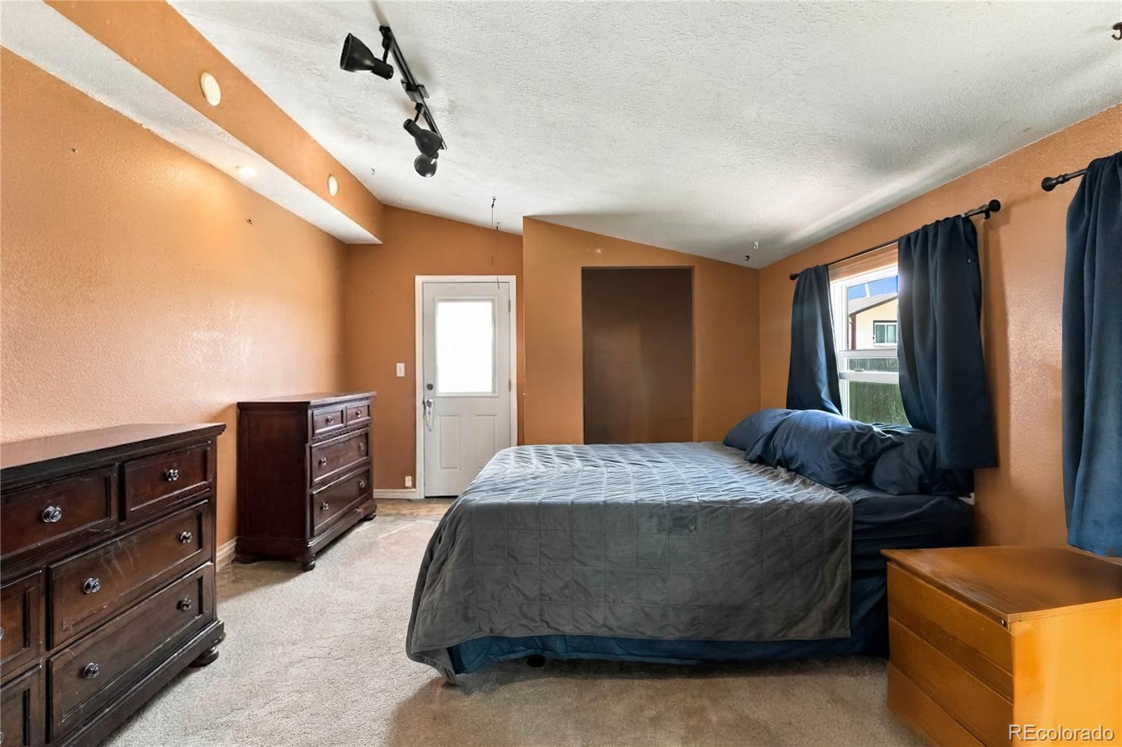 MLS Image #18 for 2322 e 101st place,thornton, Colorado