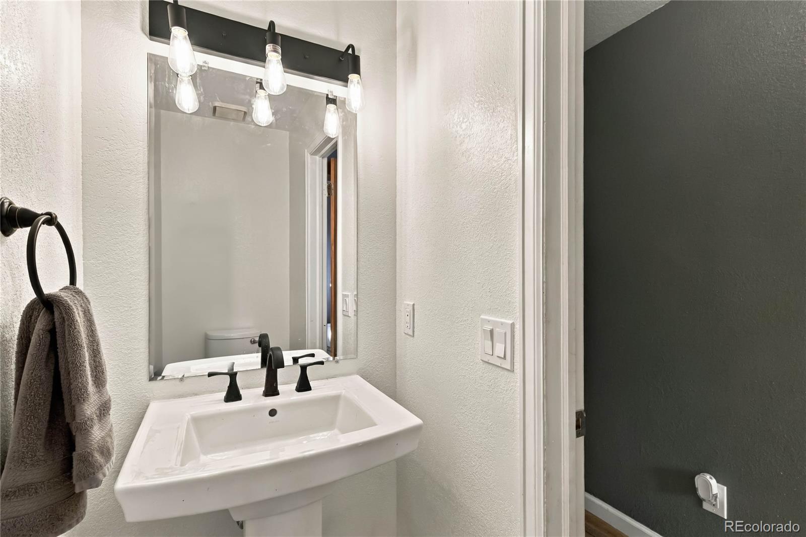 MLS Image #23 for 2322 e 101st place,thornton, Colorado