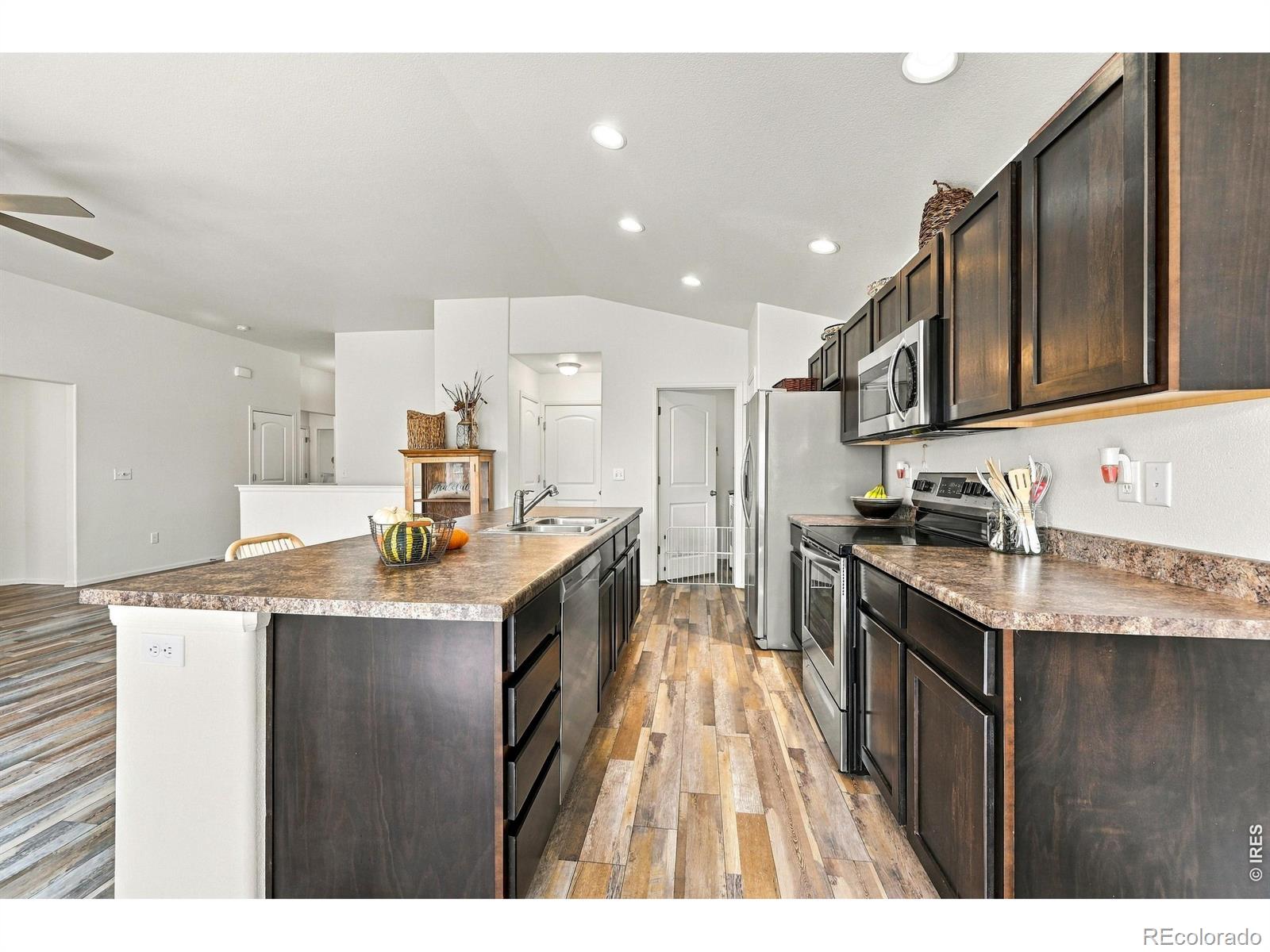 MLS Image #13 for 909  ponderosa drive,severance, Colorado