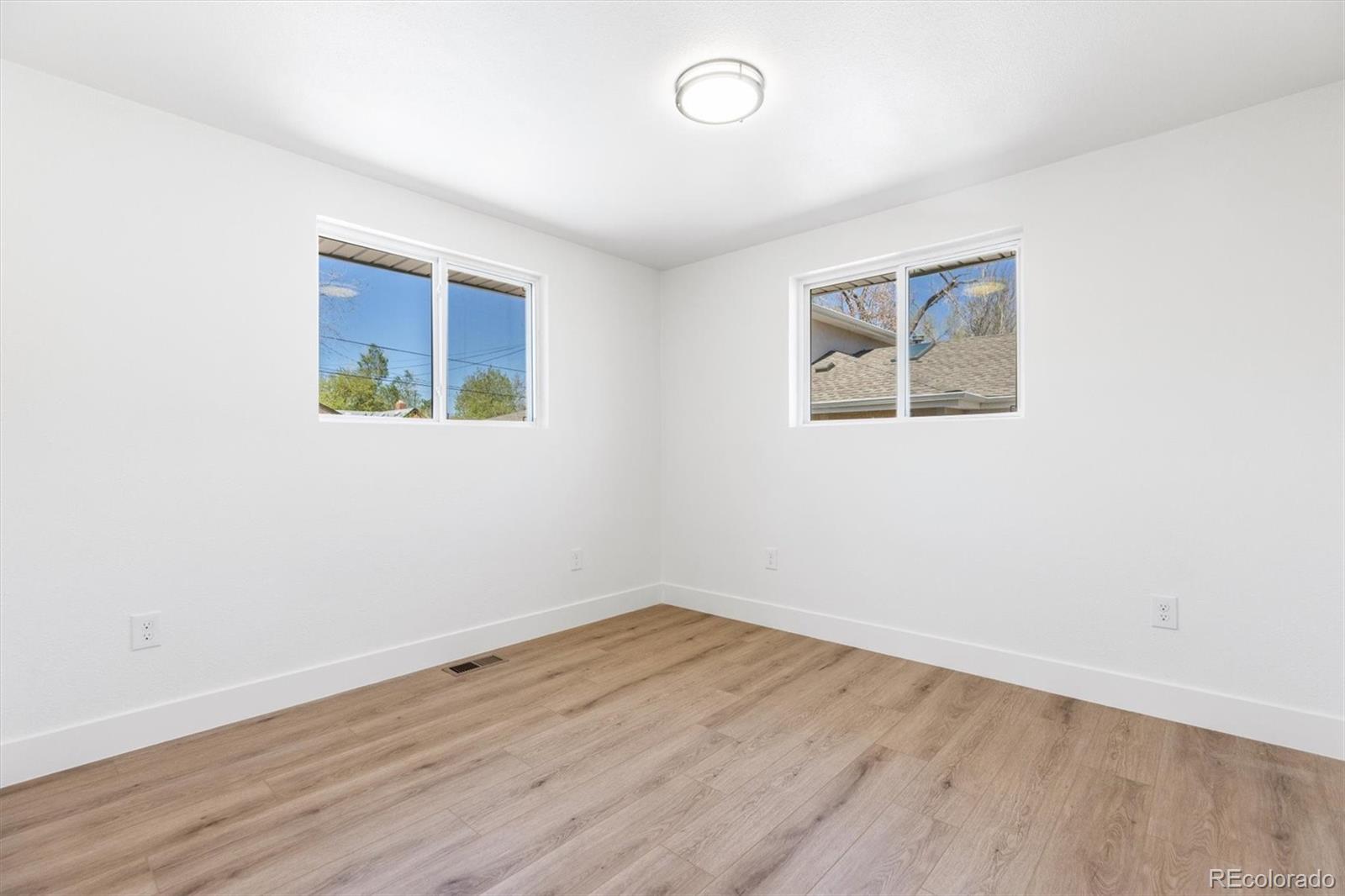 MLS Image #10 for 363 s ivy ,denver, Colorado