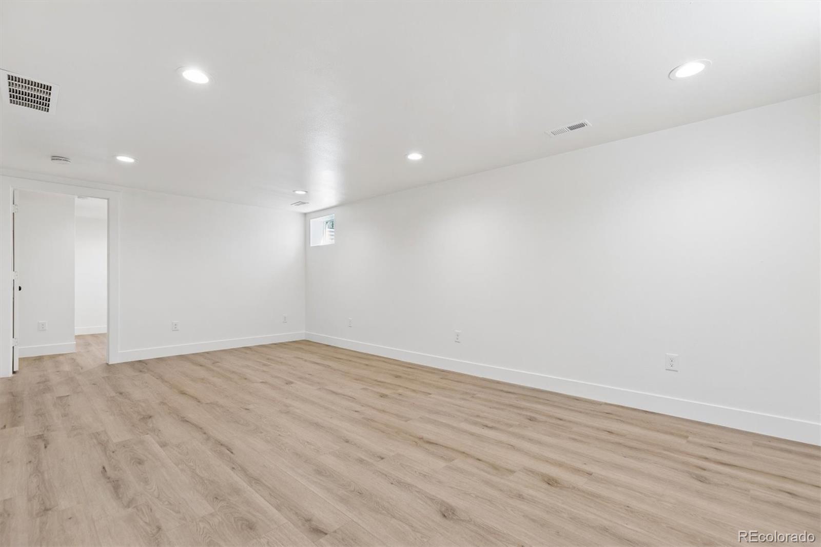 MLS Image #13 for 363 s ivy ,denver, Colorado