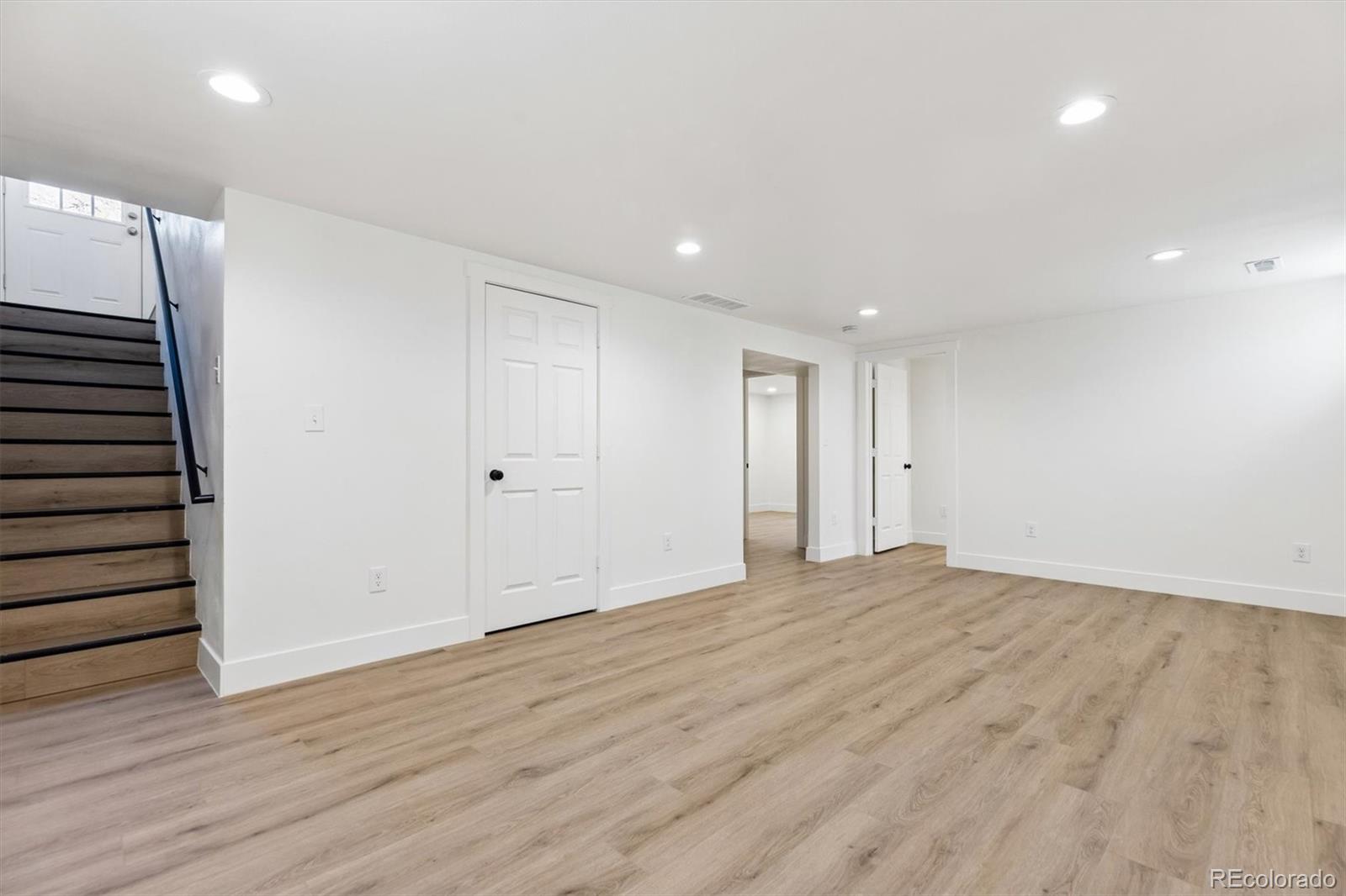 MLS Image #14 for 363 s ivy ,denver, Colorado
