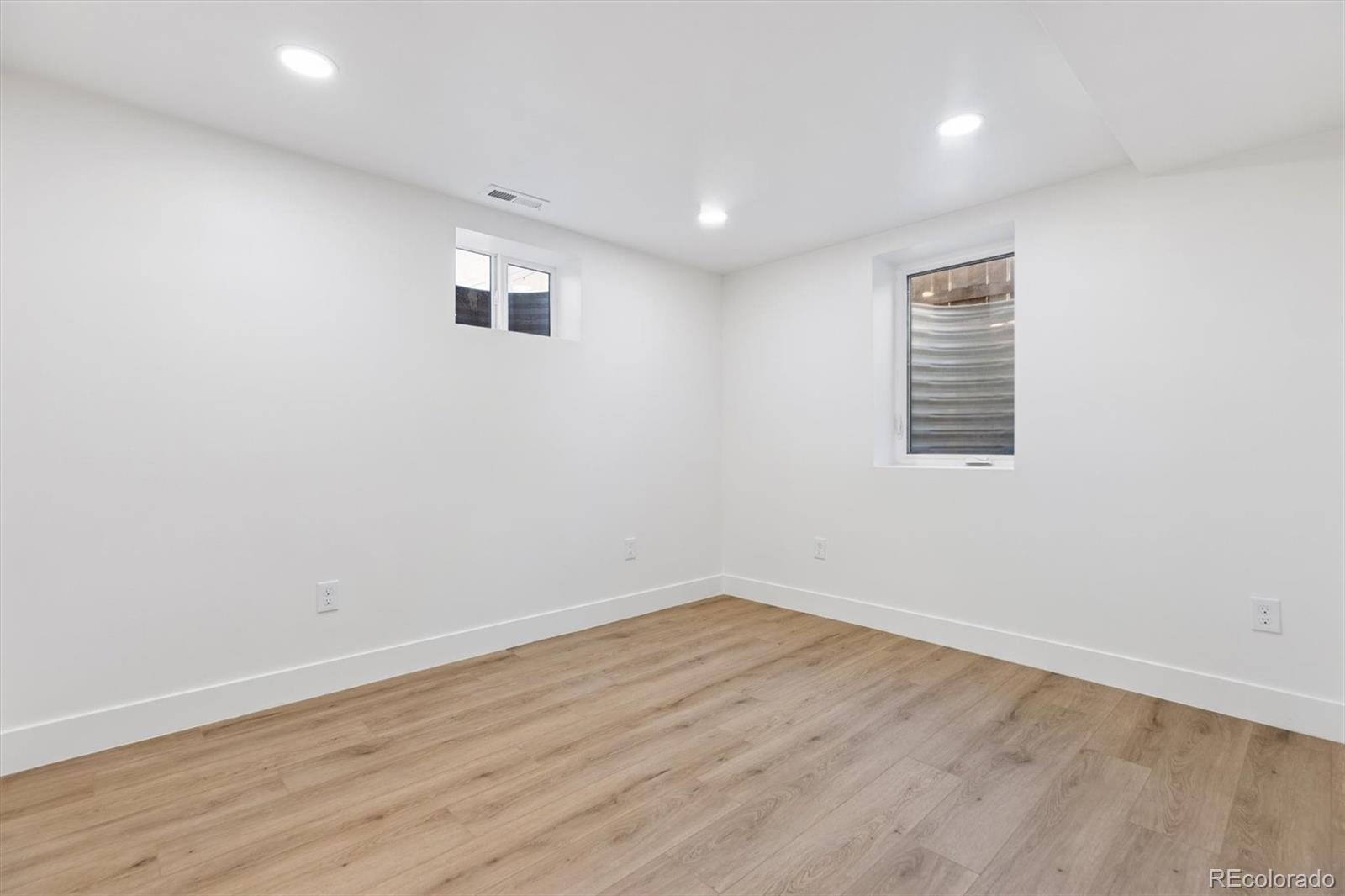 MLS Image #16 for 363 s ivy ,denver, Colorado