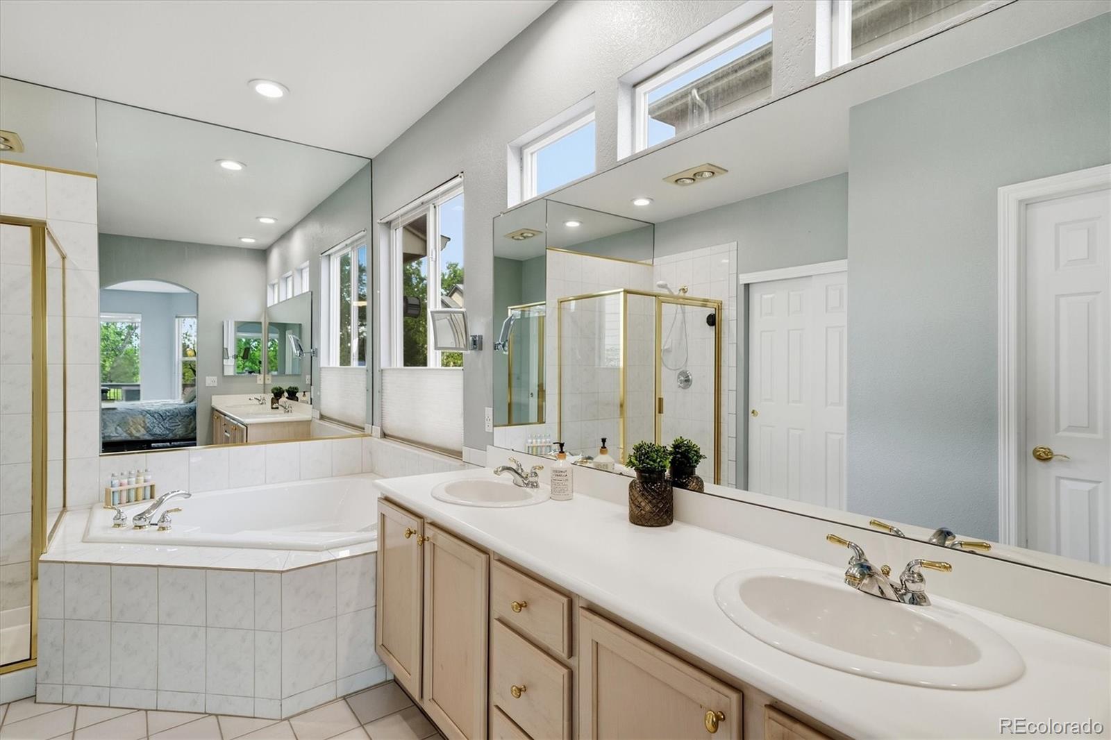 MLS Image #26 for 5554 w ida drive,littleton, Colorado