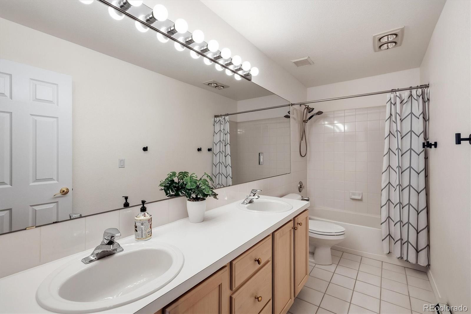 MLS Image #31 for 5554 w ida drive,littleton, Colorado