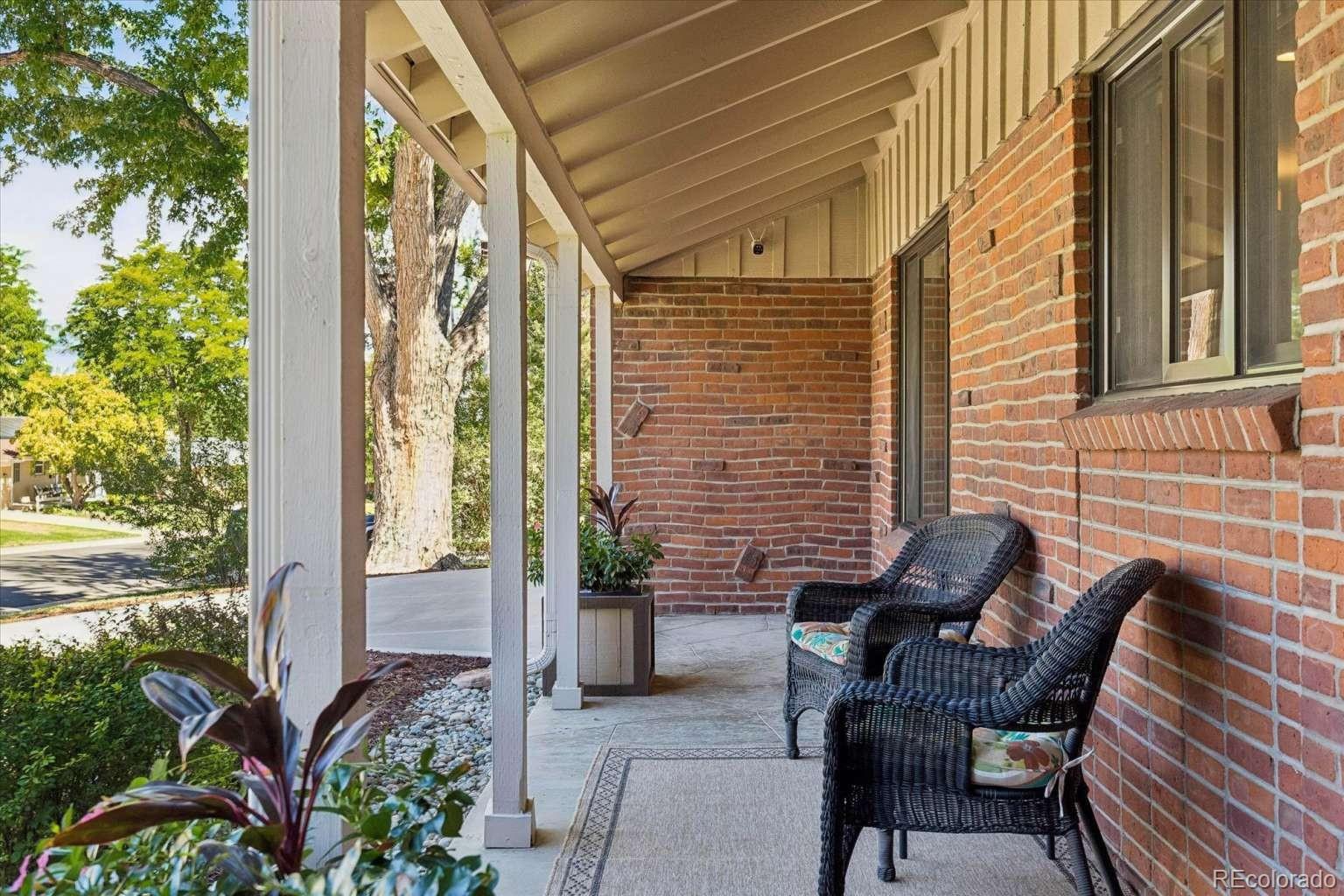 MLS Image #3 for 3196 s saint paul street,denver, Colorado