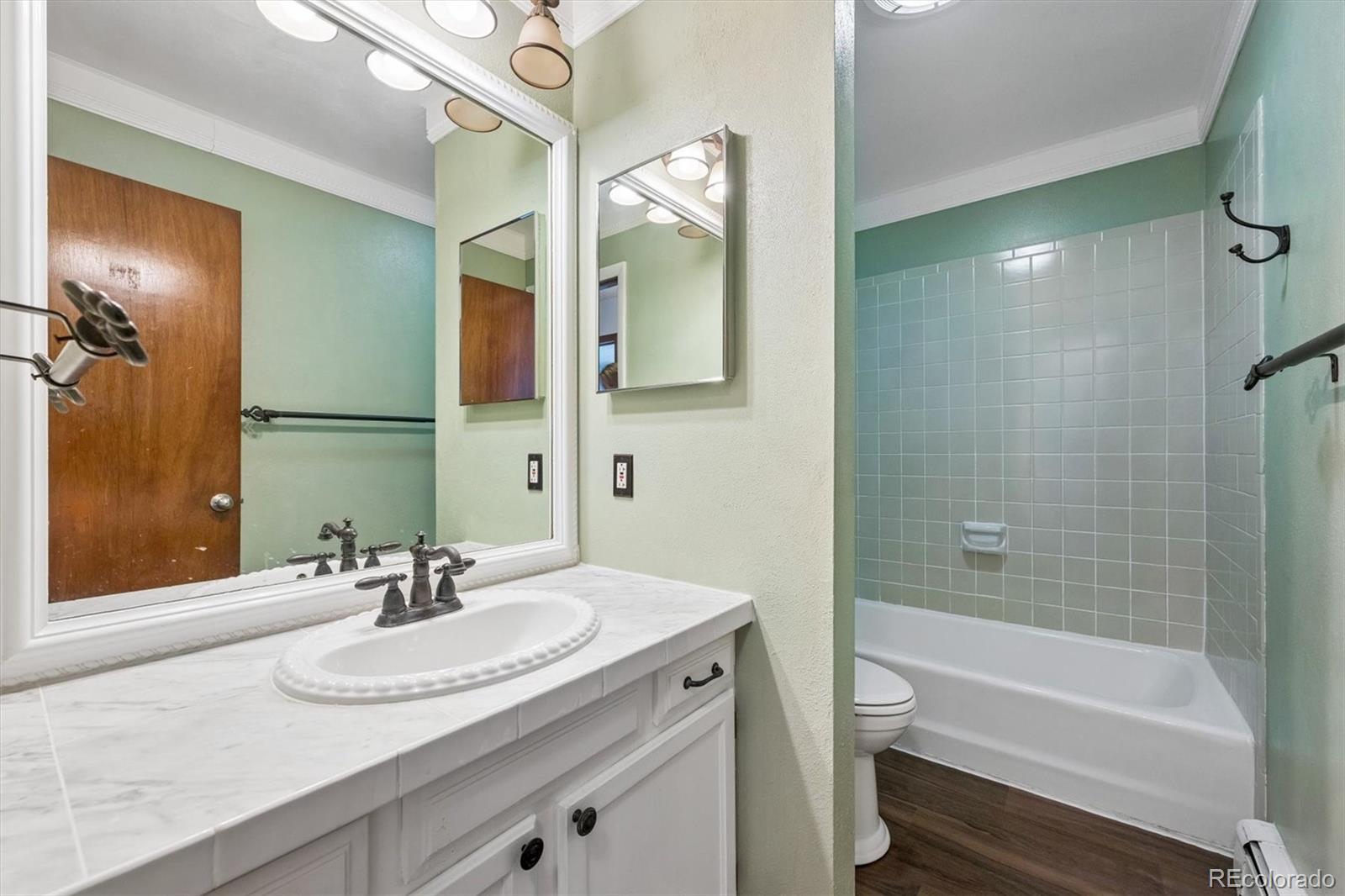 MLS Image #15 for 13916 e alabama place,aurora, Colorado